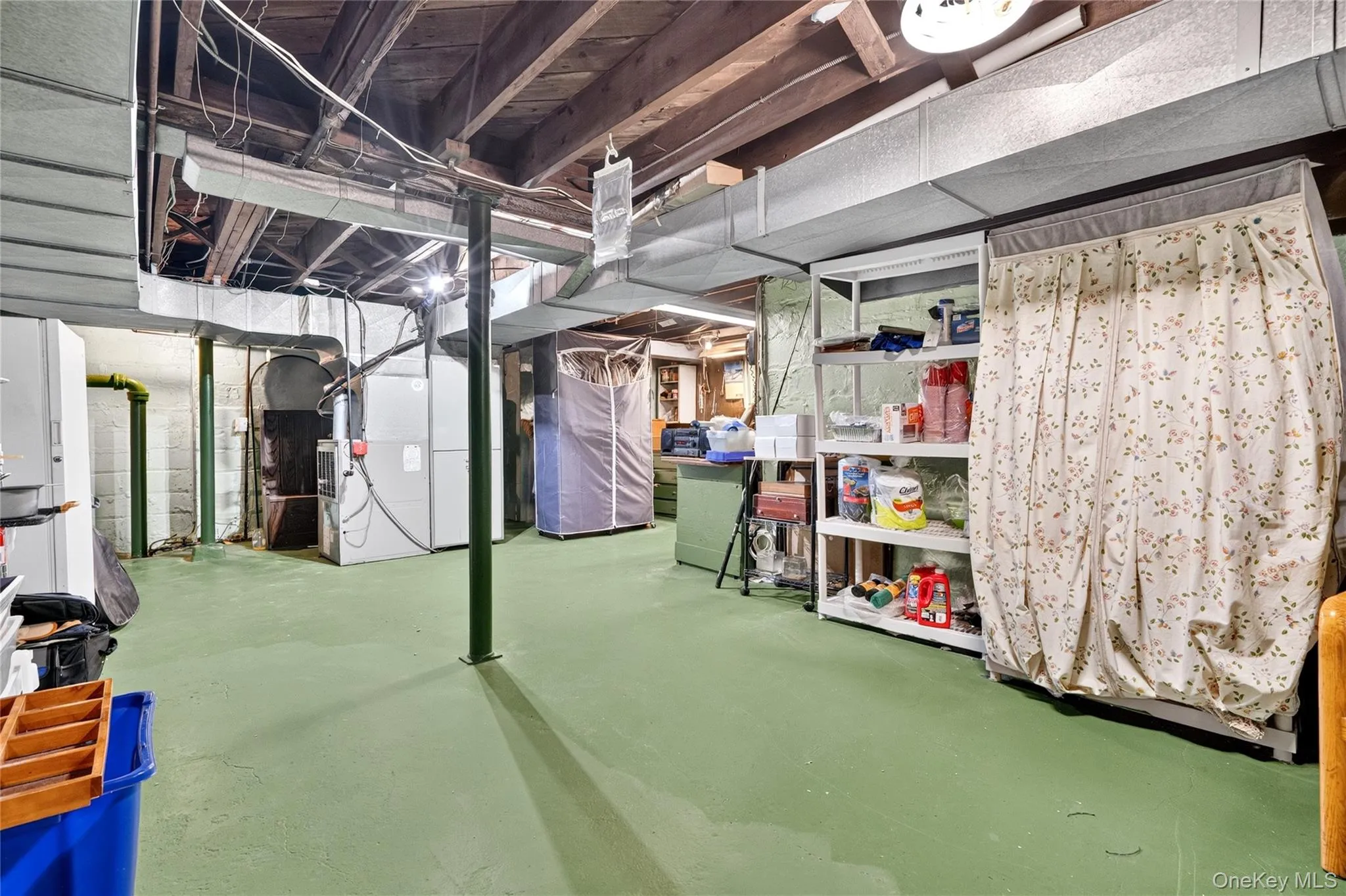 41 Green Place, New Rochelle, NY, 3 Bedrooms Bedrooms, 7 Rooms Rooms,2 BathroomsBathrooms,Residential,For Rent,Green,0,1013788 41 Green Place, New Rochelle, NY, 3 Bedrooms Bedrooms, 7 Rooms Rooms,2 BathroomsBathrooms,Residential,For Rent,Green,0,1013788