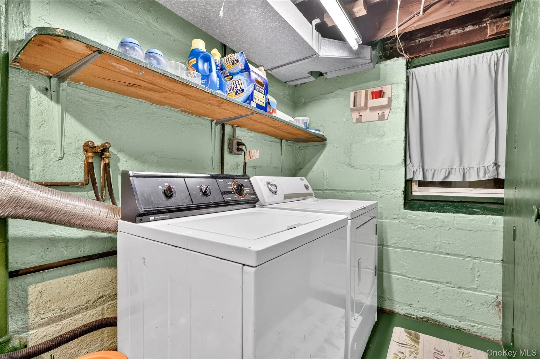 41 Green Place, New Rochelle, NY, 3 Bedrooms Bedrooms, 7 Rooms Rooms,2 BathroomsBathrooms,Residential,For Rent,Green,0,1013788 41 Green Place, New Rochelle, NY, 3 Bedrooms Bedrooms, 7 Rooms Rooms,2 BathroomsBathrooms,Residential,For Rent,Green,0,1013788