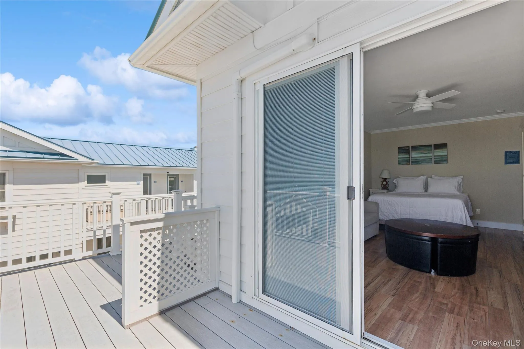 6 Soundview Drive, East Hampton, NY, 1 Bedroom Bedrooms, 2 Rooms Rooms,1 BathroomBathrooms,Residential,For Rent,Soundview,0,KEY1013790 6 Soundview Drive, East Hampton, NY, 1 Bedroom Bedrooms, 2 Rooms Rooms,1 BathroomBathrooms,Residential,For Rent,Soundview,0,KEY1013790