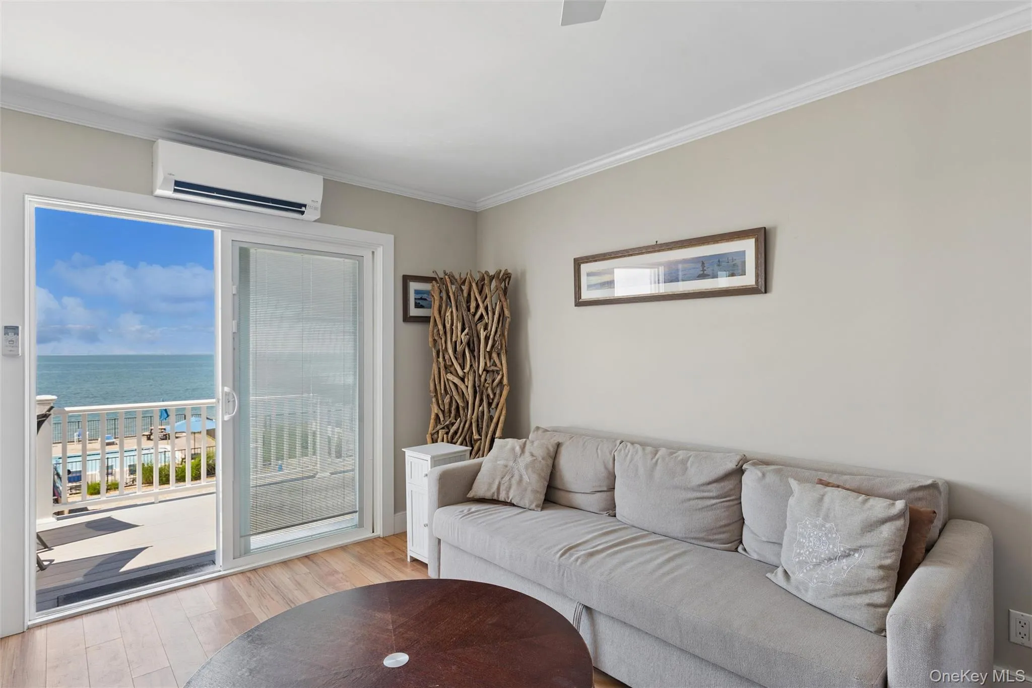 6 Soundview Drive, East Hampton, NY, 1 Bedroom Bedrooms, 2 Rooms Rooms,1 BathroomBathrooms,Residential,For Rent,Soundview,0,KEY1013790 6 Soundview Drive, East Hampton, NY, 1 Bedroom Bedrooms, 2 Rooms Rooms,1 BathroomBathrooms,Residential,For Rent,Soundview,0,KEY1013790