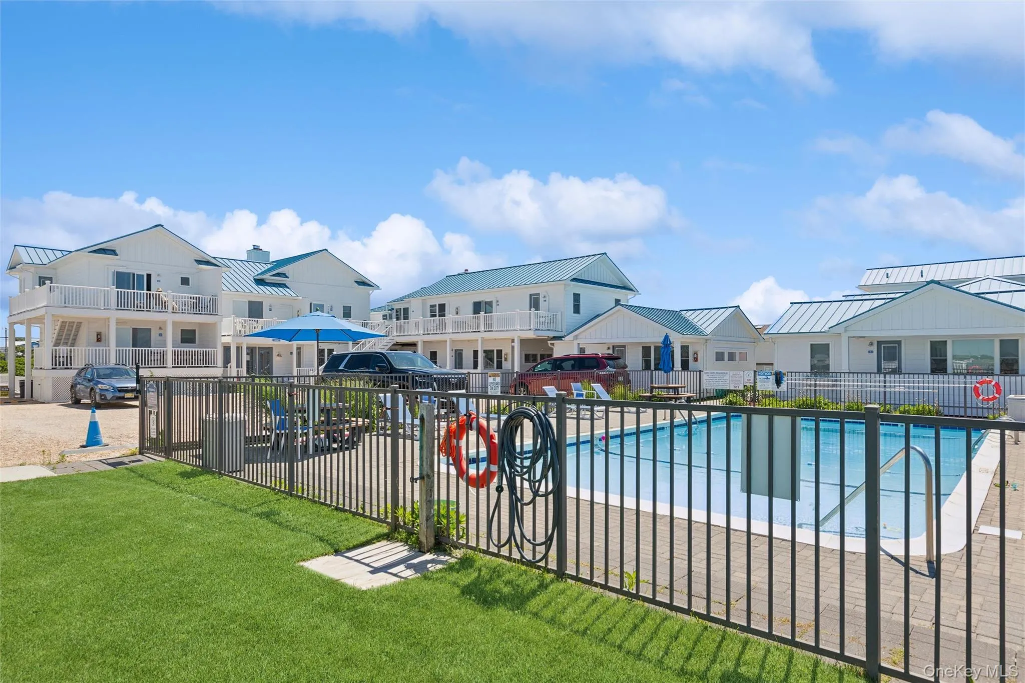 6 Soundview Drive, East Hampton, NY, 1 Bedroom Bedrooms, 2 Rooms Rooms,1 BathroomBathrooms,Residential,For Rent,Soundview,0,KEY1013790 6 Soundview Drive, East Hampton, NY, 1 Bedroom Bedrooms, 2 Rooms Rooms,1 BathroomBathrooms,Residential,For Rent,Soundview,0,KEY1013790