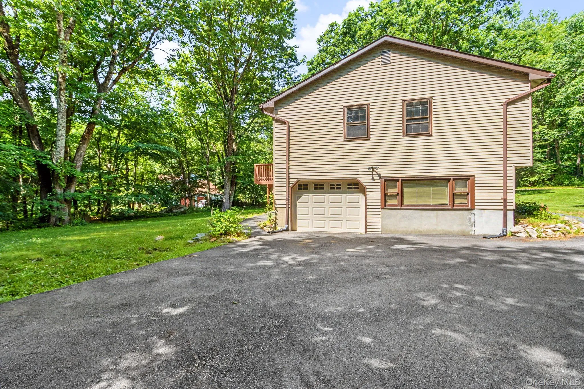 15 Oskar Drive, Carmel, NY, 3 Bedrooms Bedrooms, 8 Rooms Rooms,1 BathroomBathrooms,Residential,For Rent,Oskar,0,1013793 15 Oskar Drive, Carmel, NY, 3 Bedrooms Bedrooms, 8 Rooms Rooms,1 BathroomBathrooms,Residential,For Rent,Oskar,0,1013793