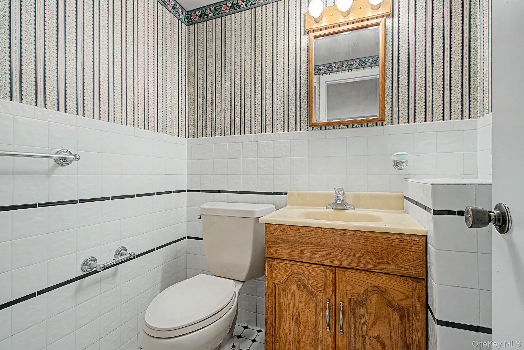 Powder Room Powder Room