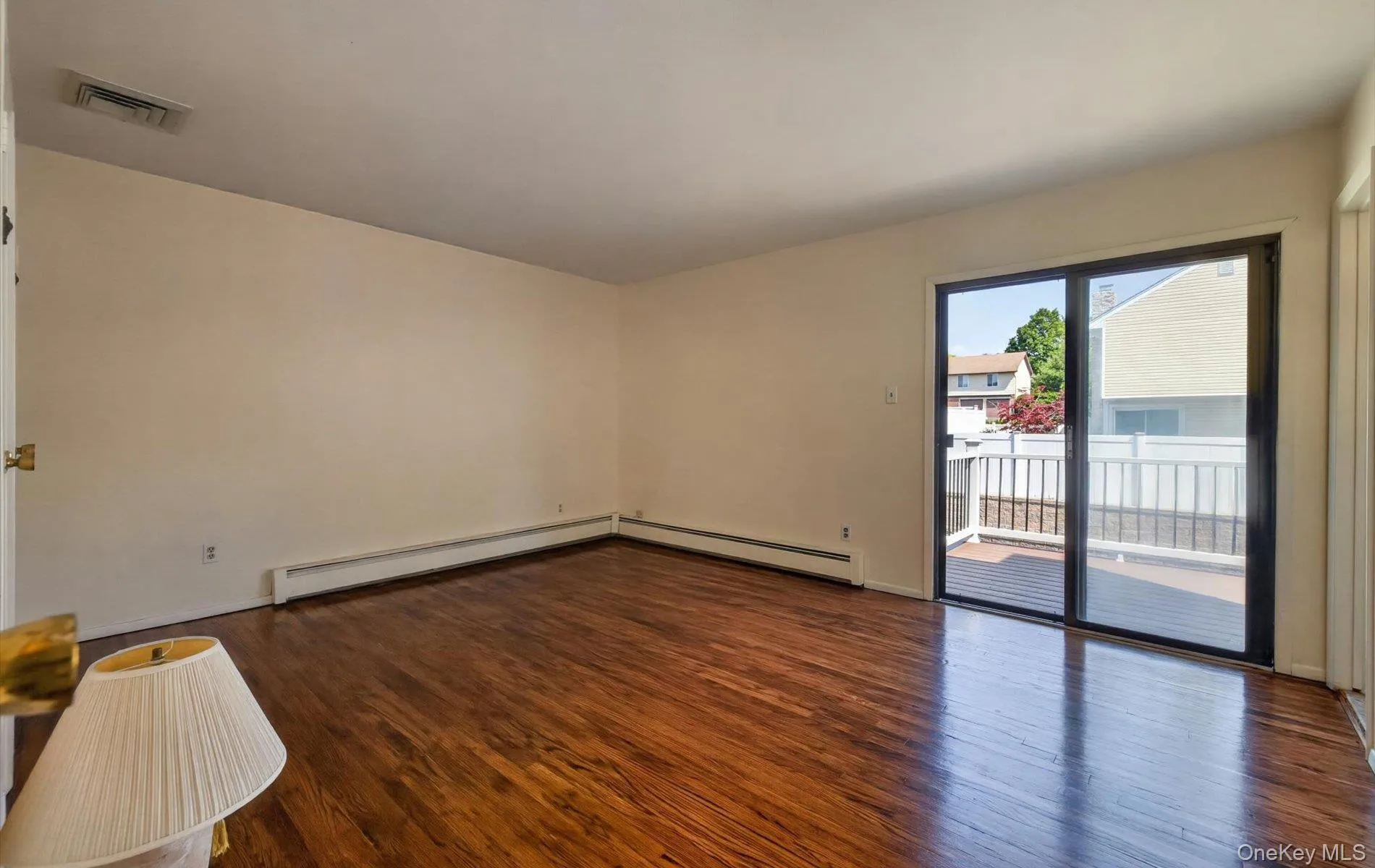 19 Branding Iron Lane, Glen Cove, NY, 4 Bedrooms Bedrooms, 9 Rooms Rooms,3 BathroomsBathrooms,Residential,For Rent,Branding Iron,0,1013803 19 Branding Iron Lane, Glen Cove, NY, 4 Bedrooms Bedrooms, 9 Rooms Rooms,3 BathroomsBathrooms,Residential,For Rent,Branding Iron,0,1013803