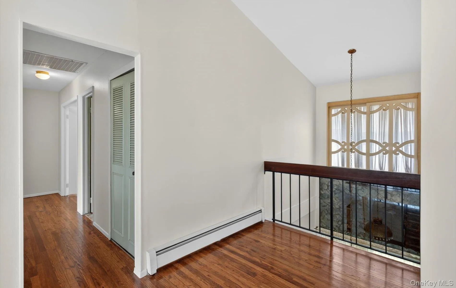 19 Branding Iron Lane, Glen Cove, NY, 4 Bedrooms Bedrooms, 9 Rooms Rooms,3 BathroomsBathrooms,Residential,For Rent,Branding Iron,0,1013803 19 Branding Iron Lane, Glen Cove, NY, 4 Bedrooms Bedrooms, 9 Rooms Rooms,3 BathroomsBathrooms,Residential,For Rent,Branding Iron,0,1013803