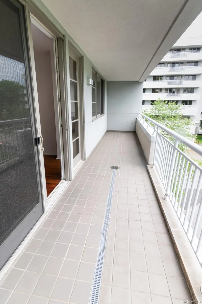 100 Harbor View Drive, North Hempstead, NY, 2 Bedrooms Bedrooms, 5 Rooms Rooms,2 BathroomsBathrooms,Residential,For Rent,Harbor View,0,1013804 100 Harbor View Drive, North Hempstead, NY, 2 Bedrooms Bedrooms, 5 Rooms Rooms,2 BathroomsBathrooms,Residential,For Rent,Harbor View,0,1013804
