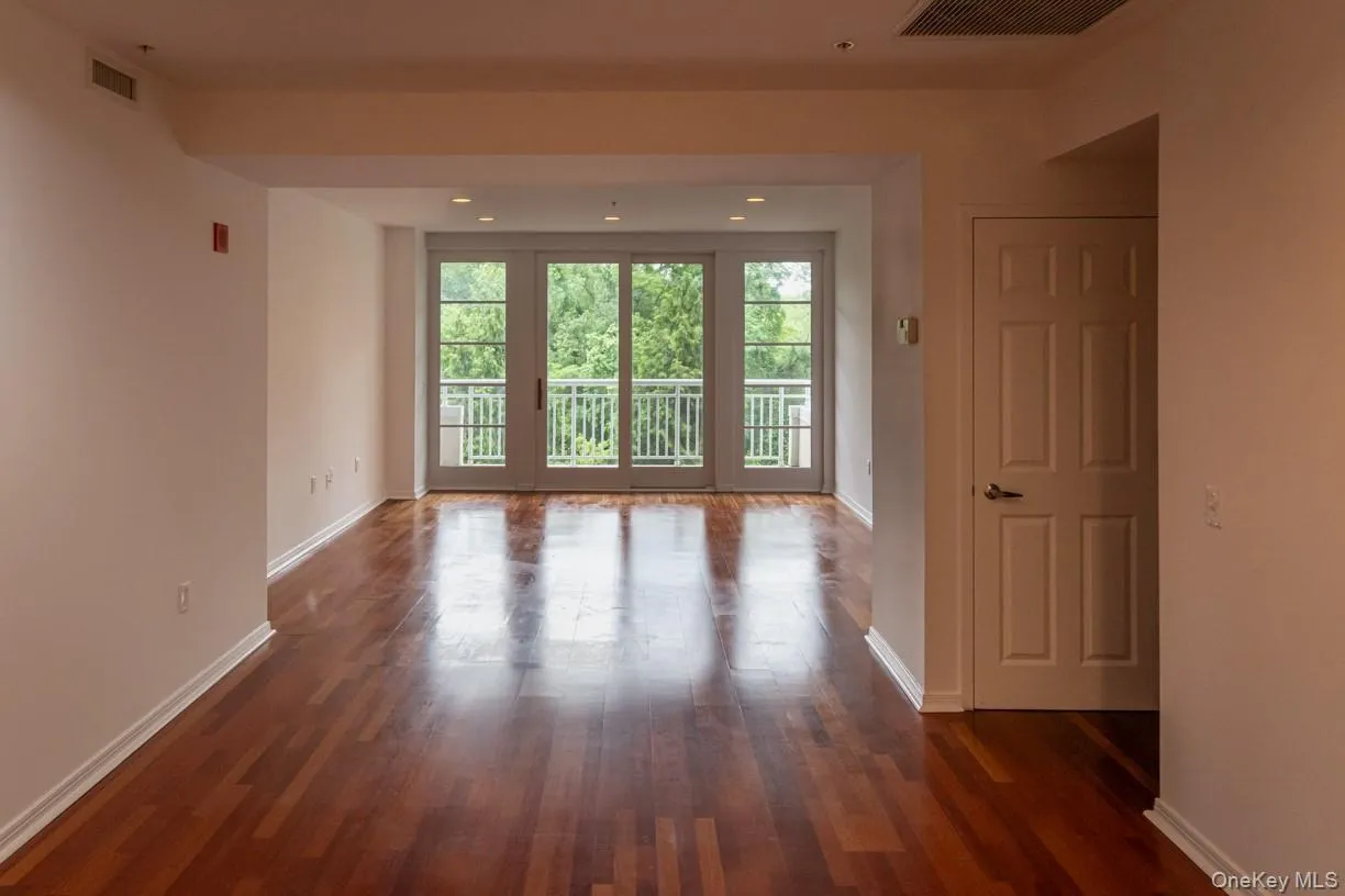 100 Harbor View Drive, North Hempstead, NY, 2 Bedrooms Bedrooms, 5 Rooms Rooms,2 BathroomsBathrooms,Residential,For Rent,Harbor View,0,1013804 100 Harbor View Drive, North Hempstead, NY, 2 Bedrooms Bedrooms, 5 Rooms Rooms,2 BathroomsBathrooms,Residential,For Rent,Harbor View,0,1013804