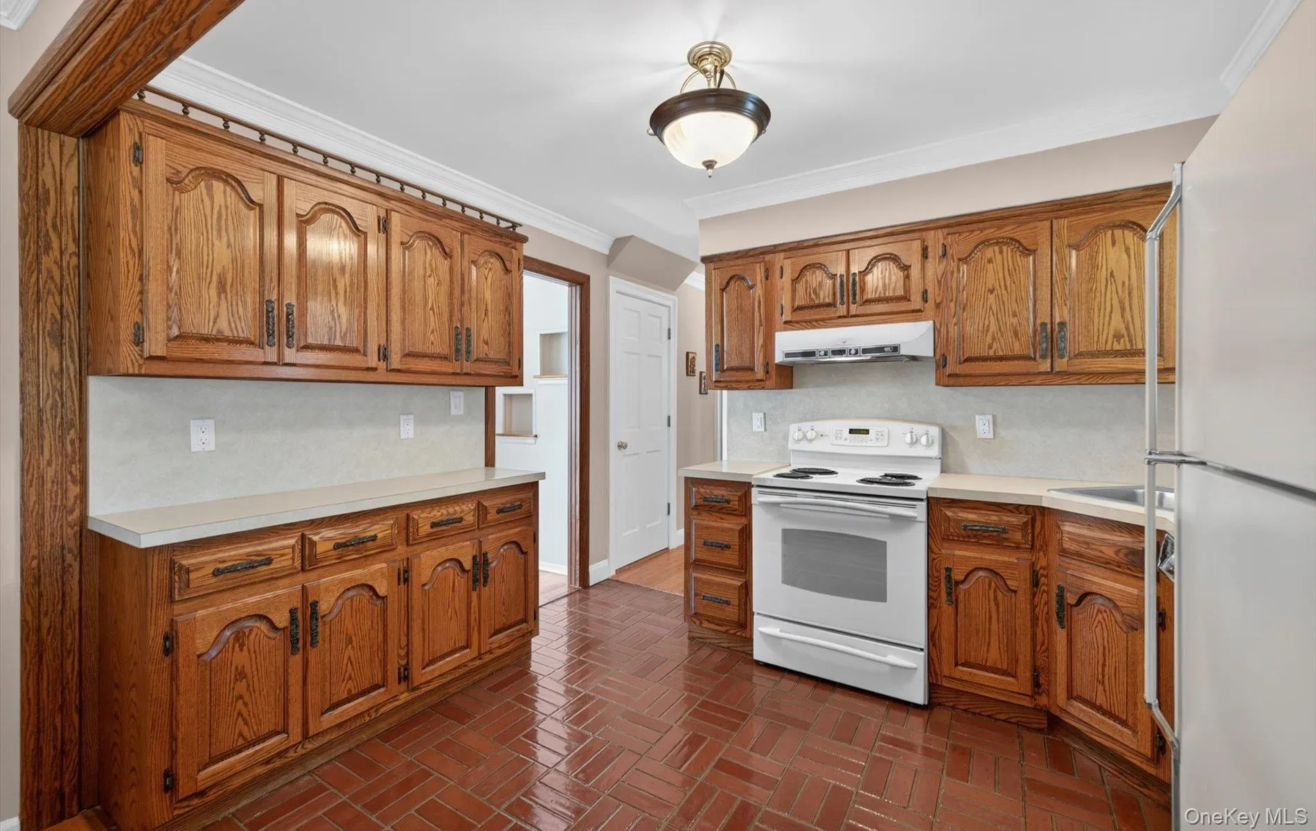 88 Philadelphia Avenue, Oyster Bay, NY, 4 Bedrooms Bedrooms, 6 Rooms Rooms,2 BathroomsBathrooms,Residential,For Rent,Philadelphia,0,1013806 88 Philadelphia Avenue, Oyster Bay, NY, 4 Bedrooms Bedrooms, 6 Rooms Rooms,2 BathroomsBathrooms,Residential,For Rent,Philadelphia,0,1013806