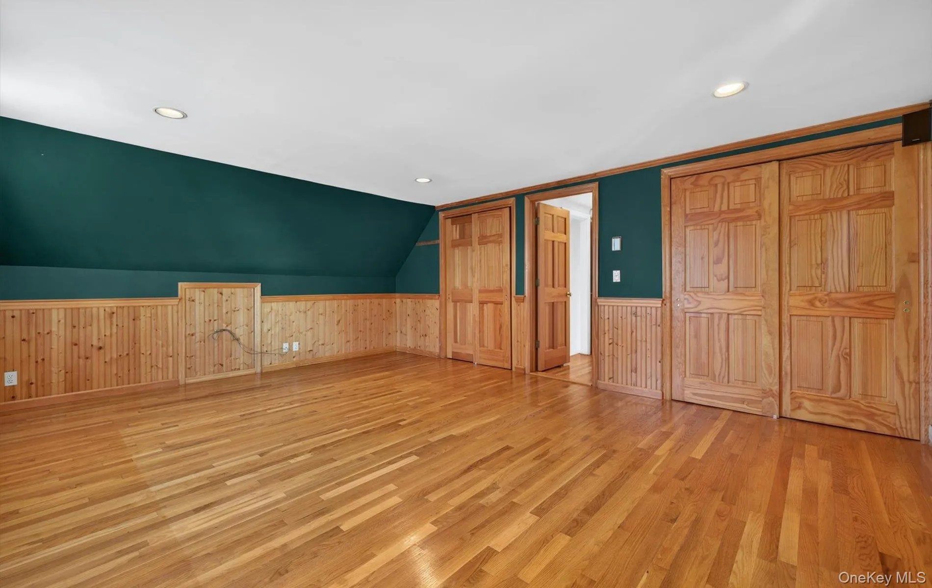 88 Philadelphia Avenue, Oyster Bay, NY, 4 Bedrooms Bedrooms, 6 Rooms Rooms,2 BathroomsBathrooms,Residential,For Rent,Philadelphia,0,1013806 88 Philadelphia Avenue, Oyster Bay, NY, 4 Bedrooms Bedrooms, 6 Rooms Rooms,2 BathroomsBathrooms,Residential,For Rent,Philadelphia,0,1013806