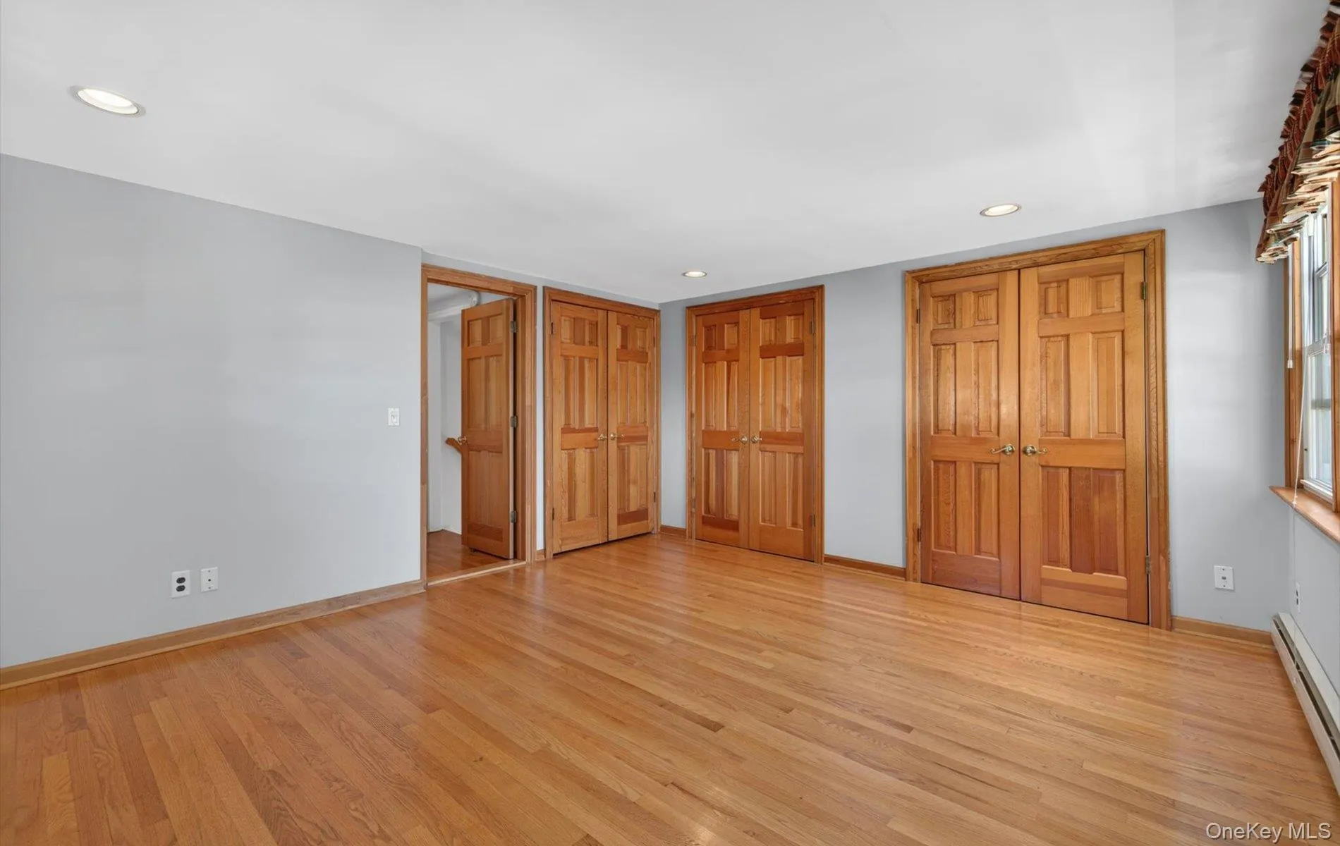 88 Philadelphia Avenue, Oyster Bay, NY, 4 Bedrooms Bedrooms, 6 Rooms Rooms,2 BathroomsBathrooms,Residential,For Rent,Philadelphia,0,1013806 88 Philadelphia Avenue, Oyster Bay, NY, 4 Bedrooms Bedrooms, 6 Rooms Rooms,2 BathroomsBathrooms,Residential,For Rent,Philadelphia,0,1013806