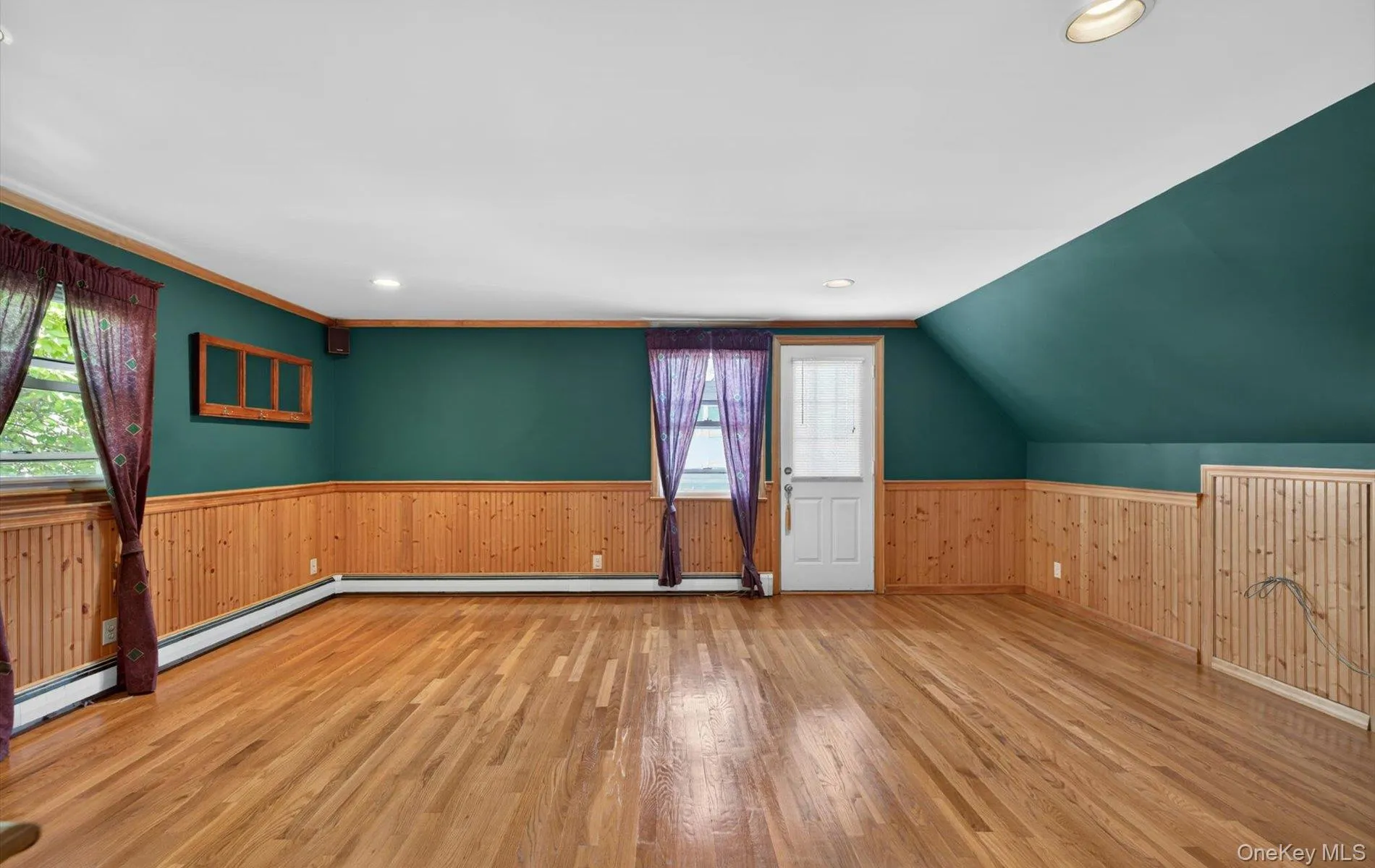 88 Philadelphia Avenue, Oyster Bay, NY, 4 Bedrooms Bedrooms, 6 Rooms Rooms,2 BathroomsBathrooms,Residential,For Rent,Philadelphia,0,1013806 88 Philadelphia Avenue, Oyster Bay, NY, 4 Bedrooms Bedrooms, 6 Rooms Rooms,2 BathroomsBathrooms,Residential,For Rent,Philadelphia,0,1013806
