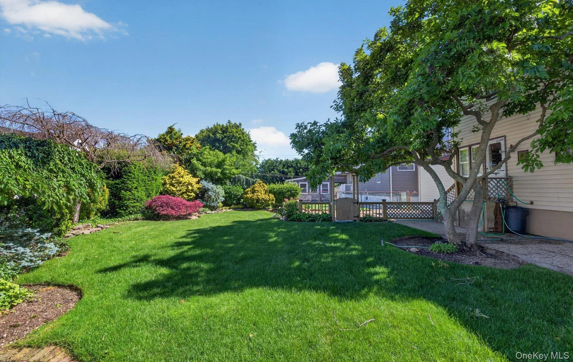 88 Philadelphia Avenue, Oyster Bay, NY, 4 Bedrooms Bedrooms, 6 Rooms Rooms,2 BathroomsBathrooms,Residential,For Rent,Philadelphia,0,1013806 88 Philadelphia Avenue, Oyster Bay, NY, 4 Bedrooms Bedrooms, 6 Rooms Rooms,2 BathroomsBathrooms,Residential,For Rent,Philadelphia,0,1013806