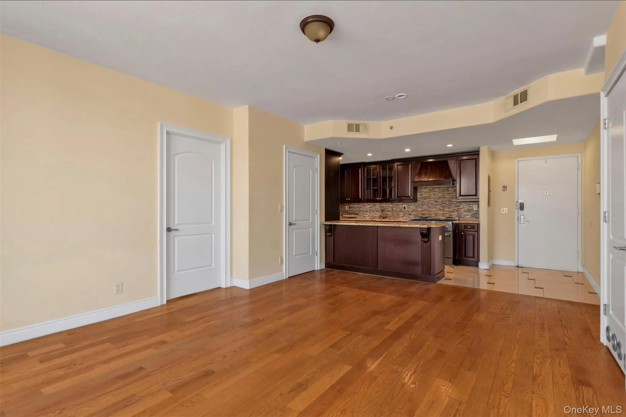 63-36 99th Street, New York, NY, 2 Bedrooms Bedrooms, 5 Rooms Rooms,2 BathroomsBathrooms,Residential,For Rent,99th,0,1013809 63-36 99th Street, New York, NY, 2 Bedrooms Bedrooms, 5 Rooms Rooms,2 BathroomsBathrooms,Residential,For Rent,99th,0,1013809