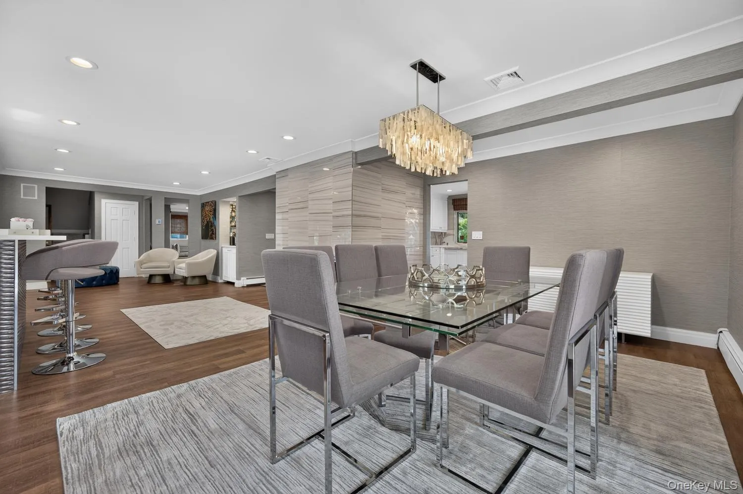 12 Locust Lane, North Hempstead, NY, 5 Bedrooms Bedrooms, 10 Rooms Rooms,3 BathroomsBathrooms,Residential,For Rent,Locust,0,KEY1013813 12 Locust Lane, North Hempstead, NY, 5 Bedrooms Bedrooms, 10 Rooms Rooms,3 BathroomsBathrooms,Residential,For Rent,Locust,0,KEY1013813
