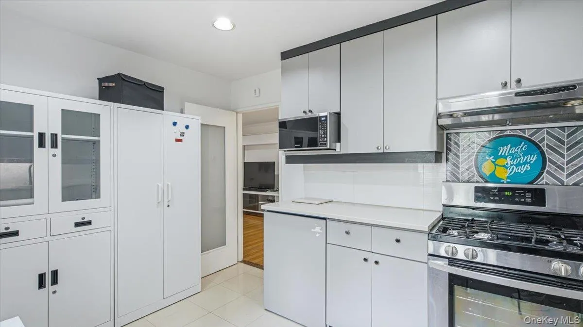 31-65 138th Street, New York, NY, 1 Bedroom Bedrooms, 3 Rooms Rooms,1 BathroomBathrooms,Residential,For Rent,138th,0,1013814 31-65 138th Street, New York, NY, 1 Bedroom Bedrooms, 3 Rooms Rooms,1 BathroomBathrooms,Residential,For Rent,138th,0,1013814