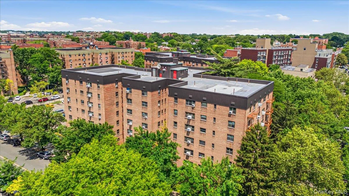 31-65 138th Street, New York, NY, 1 Bedroom Bedrooms, 3 Rooms Rooms,1 BathroomBathrooms,Residential,For Rent,138th,0,1013814 31-65 138th Street, New York, NY, 1 Bedroom Bedrooms, 3 Rooms Rooms,1 BathroomBathrooms,Residential,For Rent,138th,0,1013814