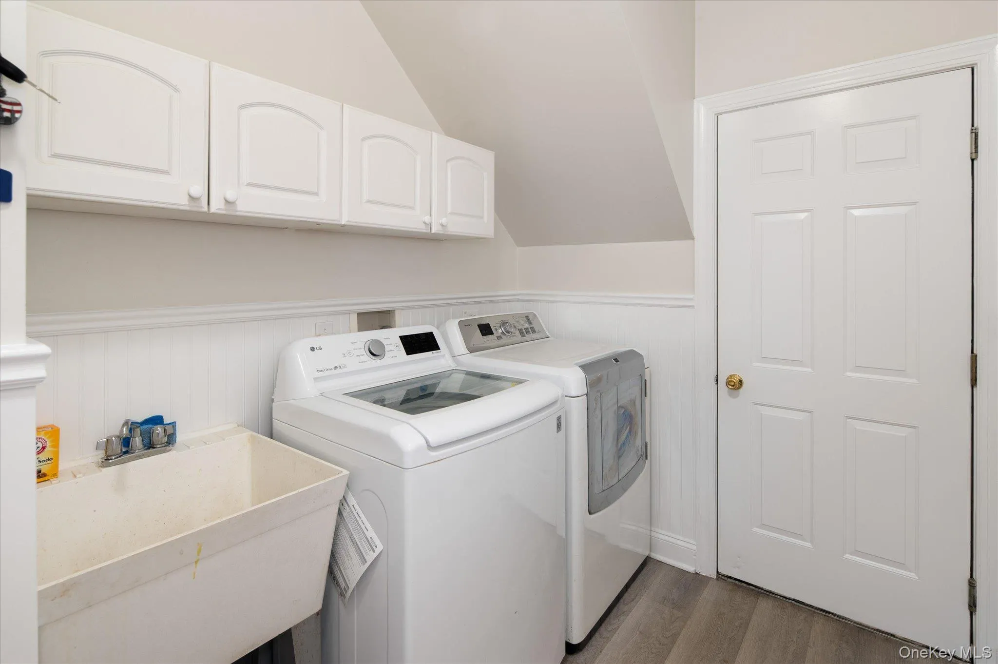 6 Theal Court, Somers, NY, 4 Bedrooms Bedrooms, 11 Rooms Rooms,3 BathroomsBathrooms,Residential,For Rent,Theal,0,1013819 6 Theal Court, Somers, NY, 4 Bedrooms Bedrooms, 11 Rooms Rooms,3 BathroomsBathrooms,Residential,For Rent,Theal,0,1013819