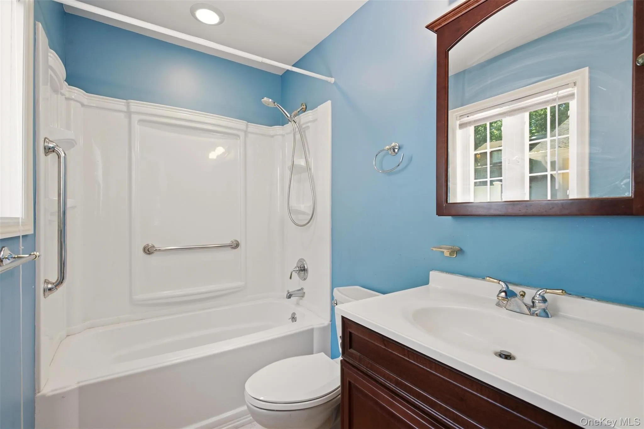 300 Mc Kinley Terrace, Huntington, NY, 4 Bedrooms Bedrooms, 10 Rooms Rooms,4 BathroomsBathrooms,Residential,For Rent,Mc Kinley,0,1013820 300 Mc Kinley Terrace, Huntington, NY, 4 Bedrooms Bedrooms, 10 Rooms Rooms,4 BathroomsBathrooms,Residential,For Rent,Mc Kinley,0,1013820