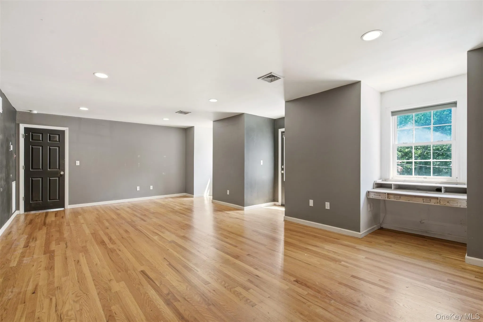 300 Mc Kinley Terrace, Huntington, NY, 4 Bedrooms Bedrooms, 10 Rooms Rooms,4 BathroomsBathrooms,Residential,For Rent,Mc Kinley,0,1013820 300 Mc Kinley Terrace, Huntington, NY, 4 Bedrooms Bedrooms, 10 Rooms Rooms,4 BathroomsBathrooms,Residential,For Rent,Mc Kinley,0,1013820