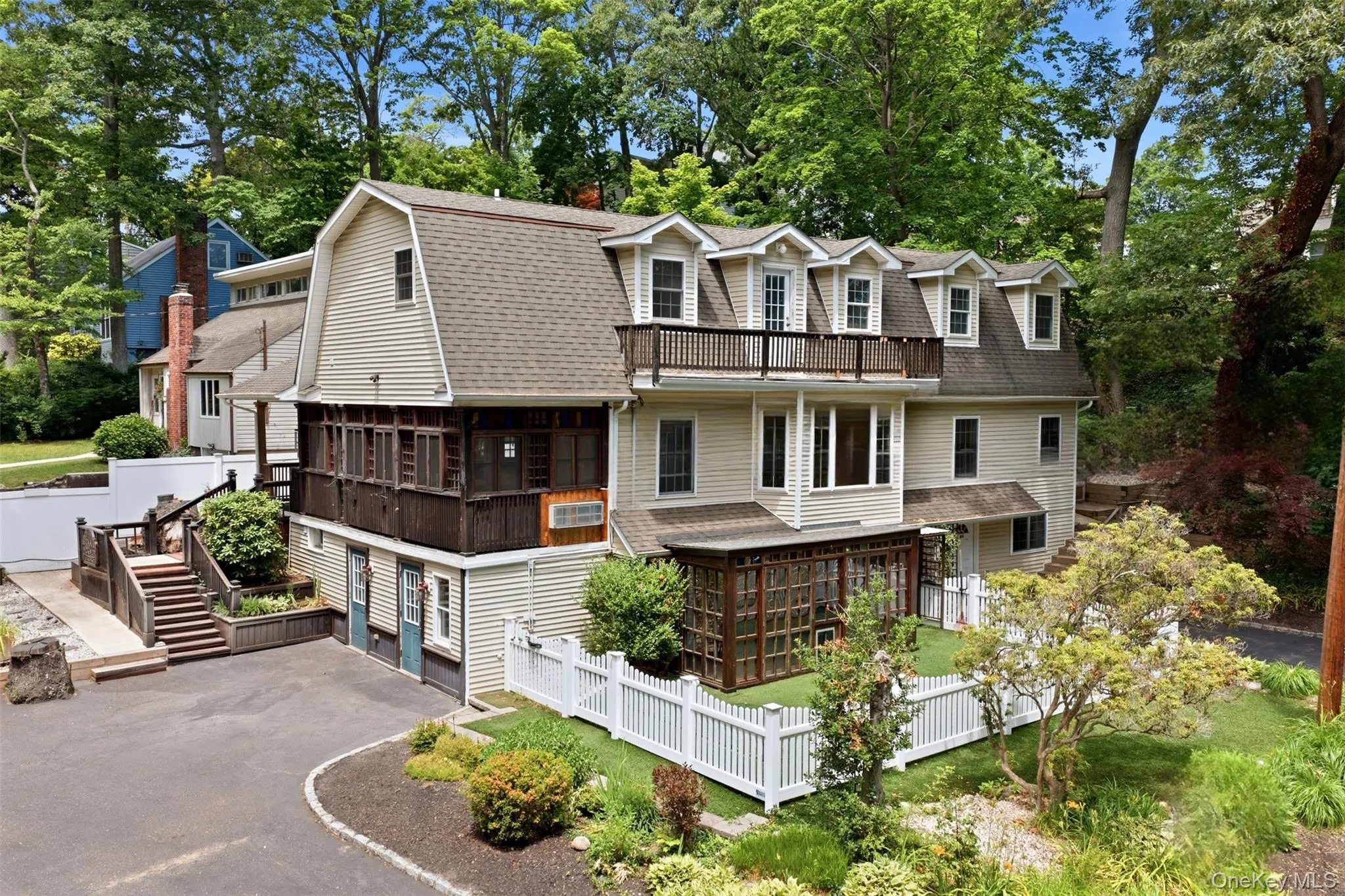 300 Mc Kinley Terrace, Huntington, NY, 4 Bedrooms Bedrooms, 10 Rooms Rooms,4 BathroomsBathrooms,Residential,For Rent,Mc Kinley,0,1013820 300 Mc Kinley Terrace, Huntington, NY, 4 Bedrooms Bedrooms, 10 Rooms Rooms,4 BathroomsBathrooms,Residential,For Rent,Mc Kinley,0,1013820