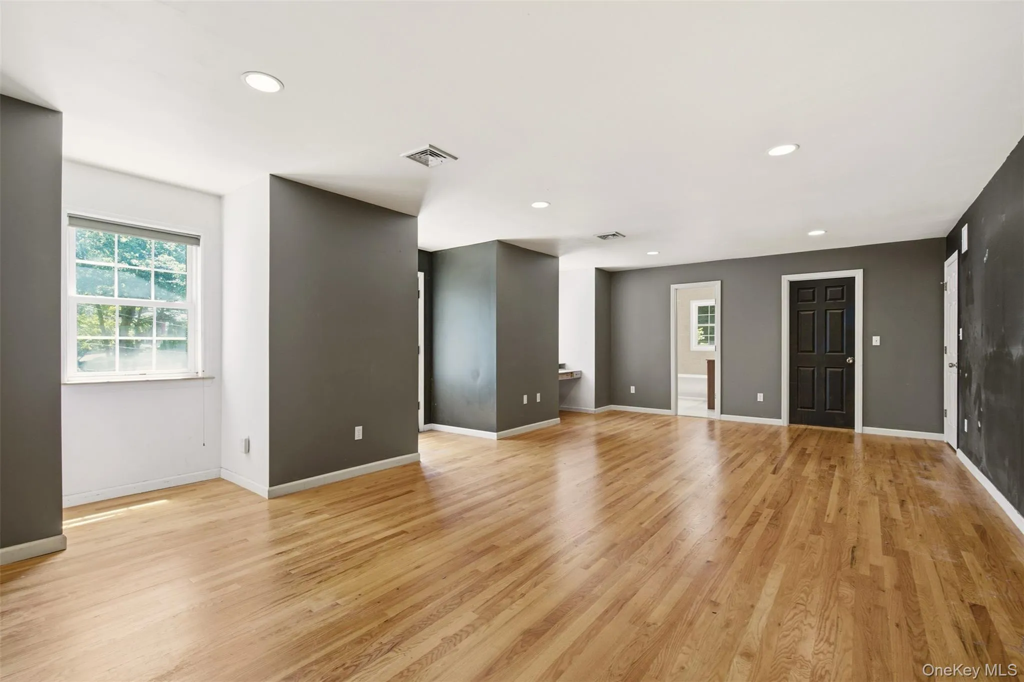 300 Mc Kinley Terrace, Huntington, NY, 4 Bedrooms Bedrooms, 10 Rooms Rooms,4 BathroomsBathrooms,Residential,For Rent,Mc Kinley,0,1013820 300 Mc Kinley Terrace, Huntington, NY, 4 Bedrooms Bedrooms, 10 Rooms Rooms,4 BathroomsBathrooms,Residential,For Rent,Mc Kinley,0,1013820