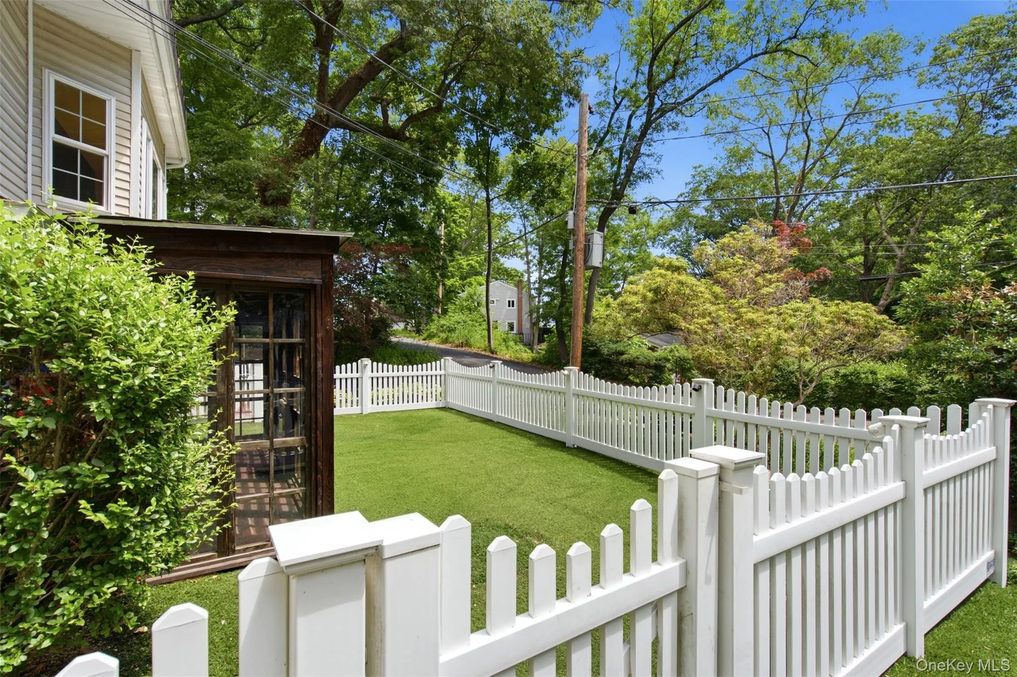300 Mc Kinley Terrace, Huntington, NY, 4 Bedrooms Bedrooms, 10 Rooms Rooms,4 BathroomsBathrooms,Residential,For Rent,Mc Kinley,0,1013820 300 Mc Kinley Terrace, Huntington, NY, 4 Bedrooms Bedrooms, 10 Rooms Rooms,4 BathroomsBathrooms,Residential,For Rent,Mc Kinley,0,1013820