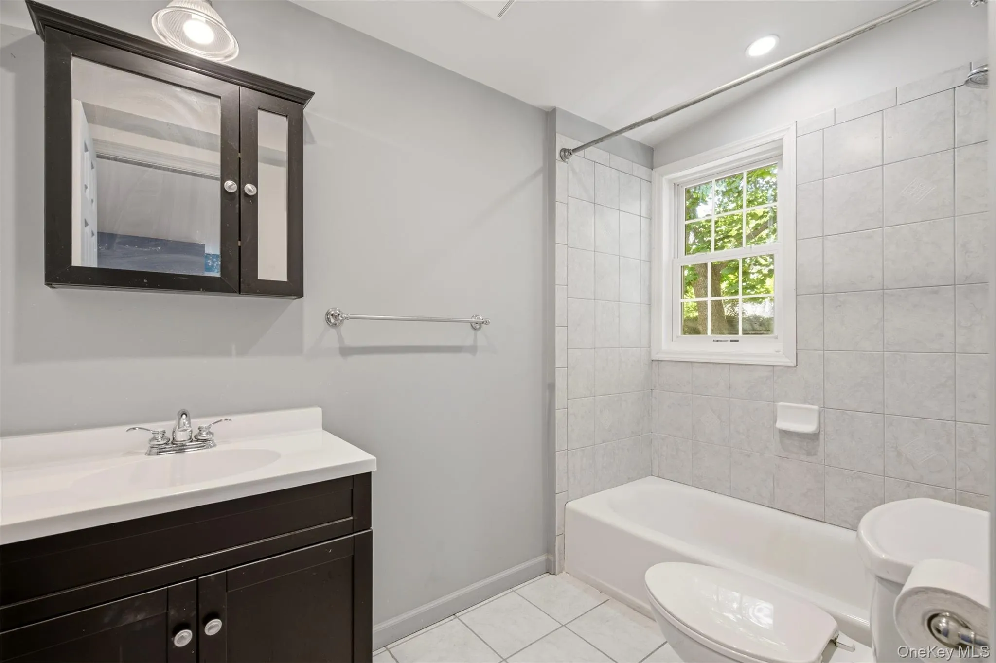 300 Mc Kinley Terrace, Huntington, NY, 4 Bedrooms Bedrooms, 10 Rooms Rooms,4 BathroomsBathrooms,Residential,For Rent,Mc Kinley,0,1013820 300 Mc Kinley Terrace, Huntington, NY, 4 Bedrooms Bedrooms, 10 Rooms Rooms,4 BathroomsBathrooms,Residential,For Rent,Mc Kinley,0,1013820