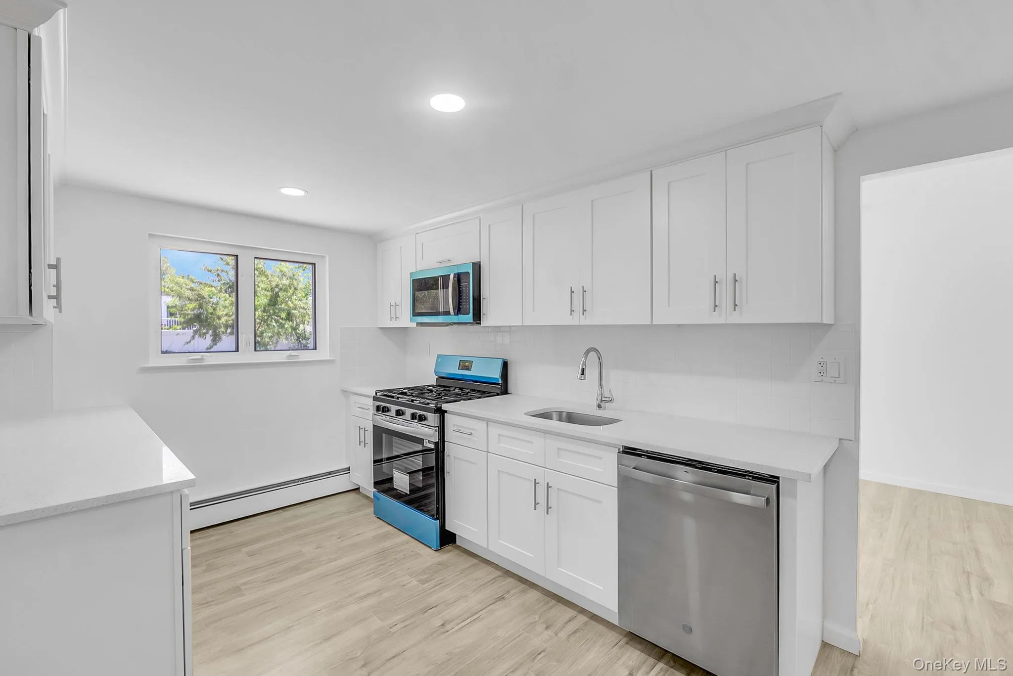 18 Lark Drive, Brookhaven, NY, 4 Bedrooms Bedrooms, 9 Rooms Rooms,2 BathroomsBathrooms,Residential,For Rent,Lark,0,1013822 18 Lark Drive, Brookhaven, NY, 4 Bedrooms Bedrooms, 9 Rooms Rooms,2 BathroomsBathrooms,Residential,For Rent,Lark,0,1013822
