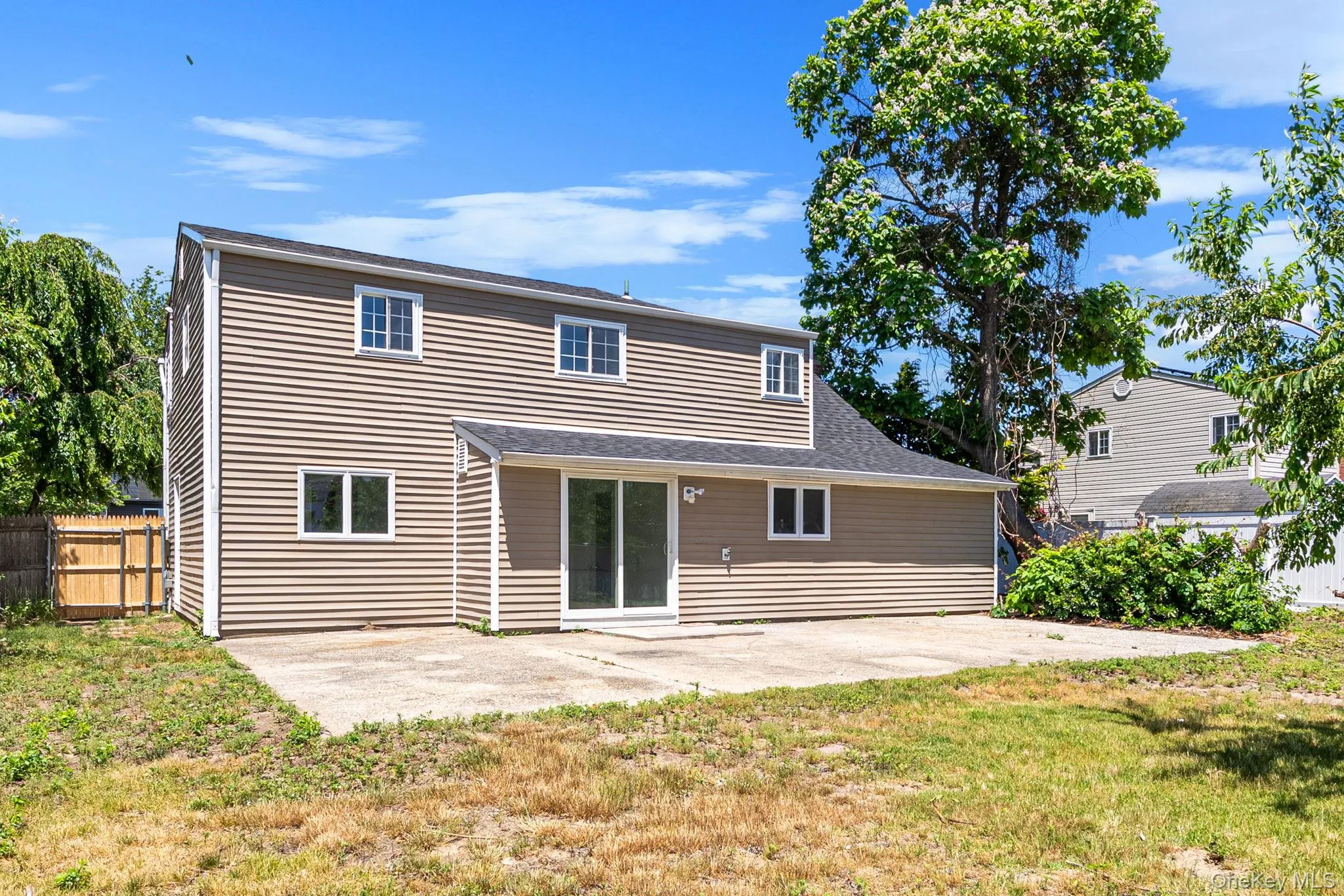 18 Lark Drive, Brookhaven, NY, 4 Bedrooms Bedrooms, 9 Rooms Rooms,2 BathroomsBathrooms,Residential,For Rent,Lark,0,1013822 18 Lark Drive, Brookhaven, NY, 4 Bedrooms Bedrooms, 9 Rooms Rooms,2 BathroomsBathrooms,Residential,For Rent,Lark,0,1013822