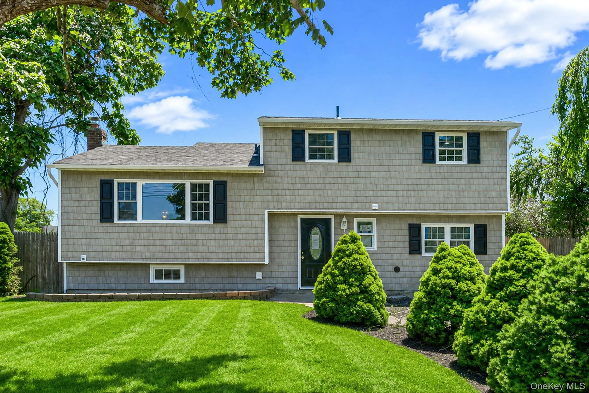 18 Lark Drive, Brookhaven, NY, 4 Bedrooms Bedrooms, 9 Rooms Rooms,2 BathroomsBathrooms,Residential,For Rent,Lark,0,1013822 18 Lark Drive, Brookhaven, NY, 4 Bedrooms Bedrooms, 9 Rooms Rooms,2 BathroomsBathrooms,Residential,For Rent,Lark,0,1013822