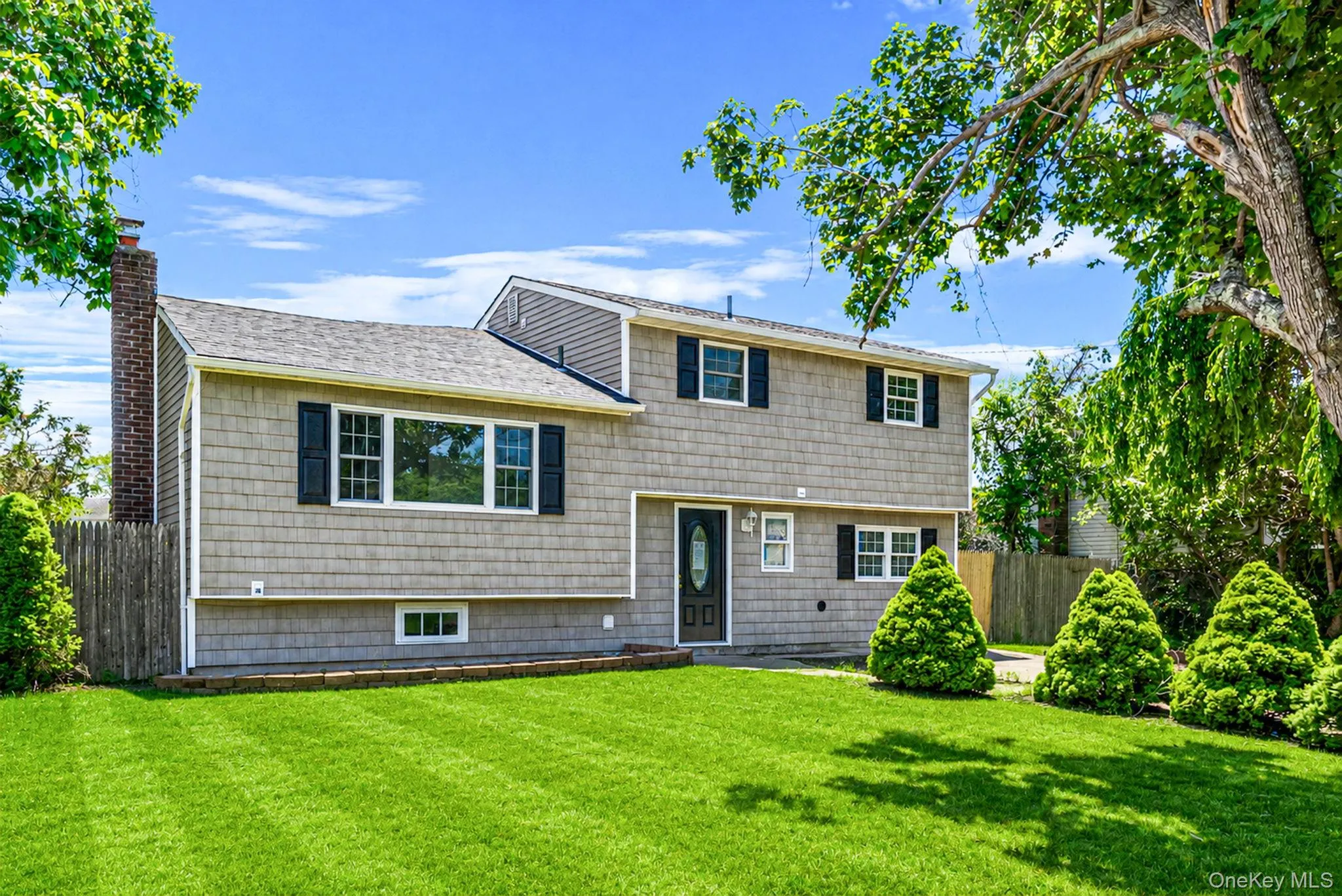 18 Lark Drive, Brookhaven, NY, 4 Bedrooms Bedrooms, 9 Rooms Rooms,2 BathroomsBathrooms,Residential,For Rent,Lark,0,1013822 18 Lark Drive, Brookhaven, NY, 4 Bedrooms Bedrooms, 9 Rooms Rooms,2 BathroomsBathrooms,Residential,For Rent,Lark,0,1013822
