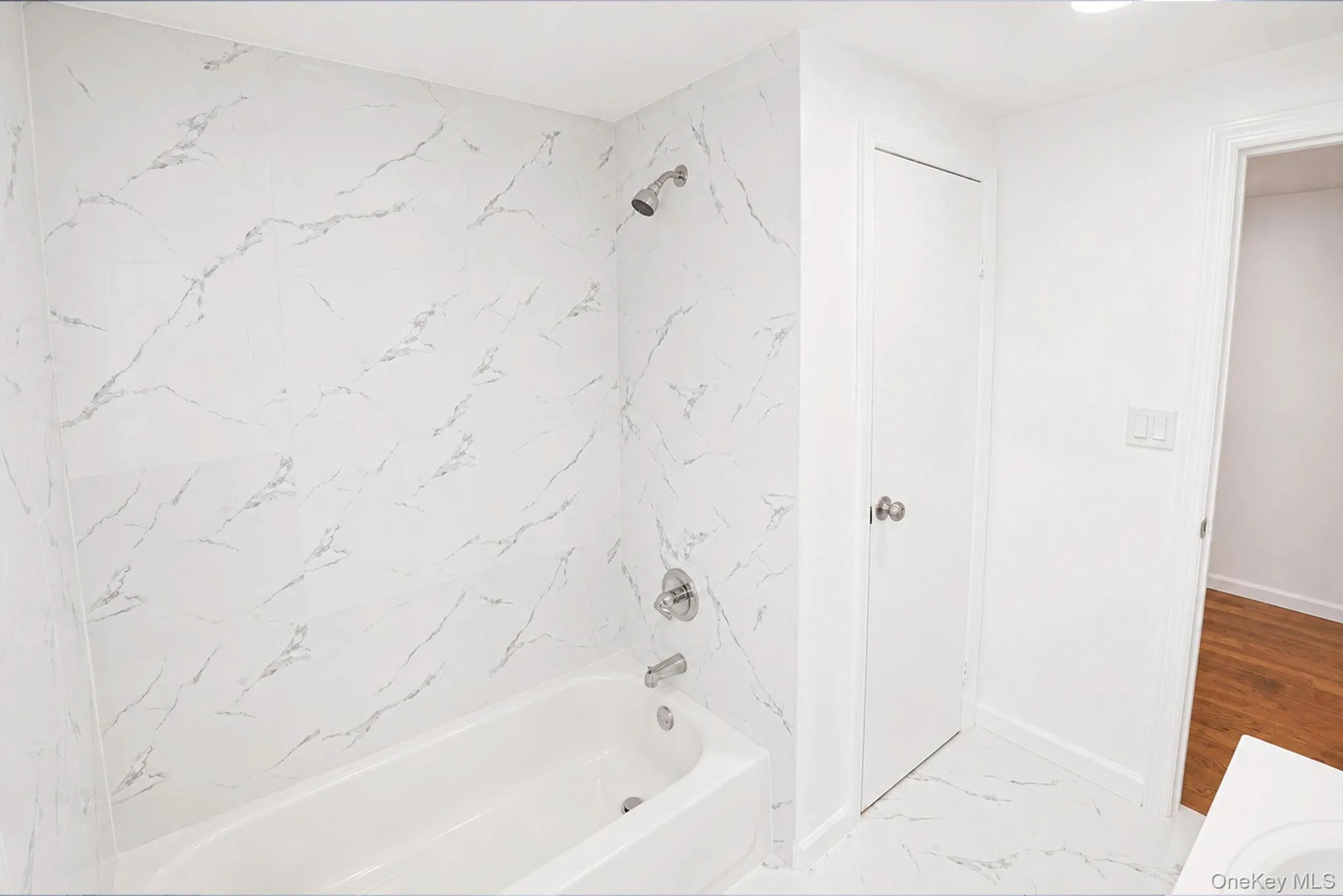 18 Lark Drive, Brookhaven, NY, 4 Bedrooms Bedrooms, 9 Rooms Rooms,2 BathroomsBathrooms,Residential,For Rent,Lark,0,1013822 18 Lark Drive, Brookhaven, NY, 4 Bedrooms Bedrooms, 9 Rooms Rooms,2 BathroomsBathrooms,Residential,For Rent,Lark,0,1013822