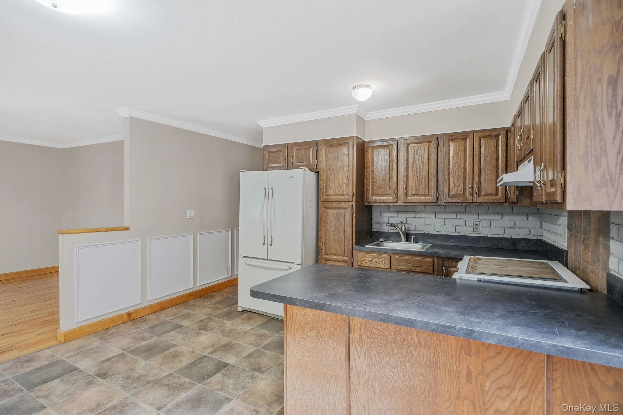 26 Heritage Place, Smithtown, NY, 4 Bedrooms Bedrooms, 10 Rooms Rooms,2 BathroomsBathrooms,Residential,For Rent,Heritage,0,1013825 26 Heritage Place, Smithtown, NY, 4 Bedrooms Bedrooms, 10 Rooms Rooms,2 BathroomsBathrooms,Residential,For Rent,Heritage,0,1013825