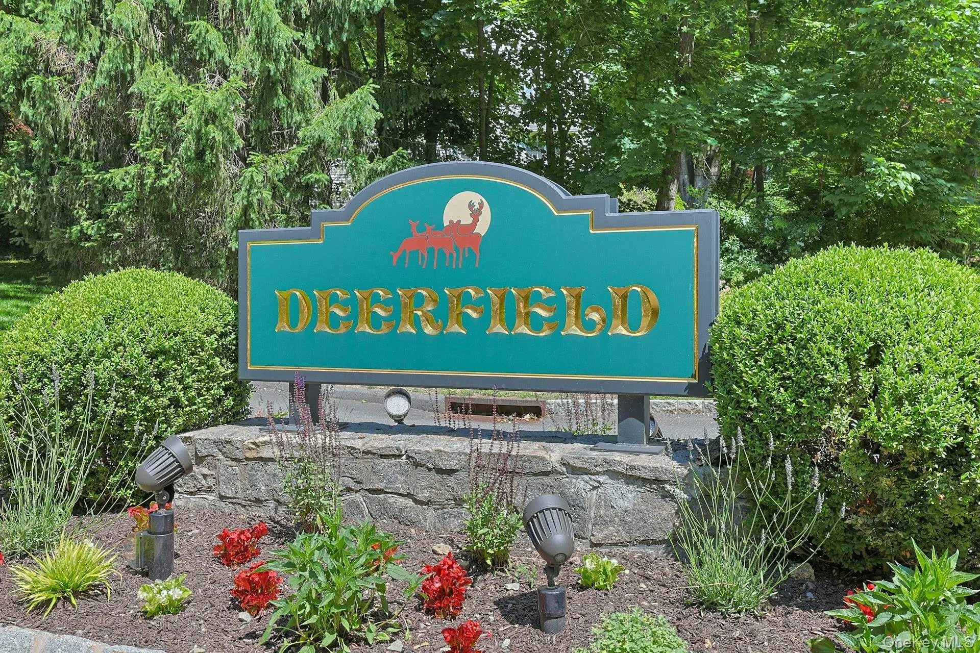 Stop by 83 Deerfield and see everything this tri-level home and the wonderful community has to offer. Stop by 83 Deerfield and see everything this tri-level home and the wonderful community has to offer.