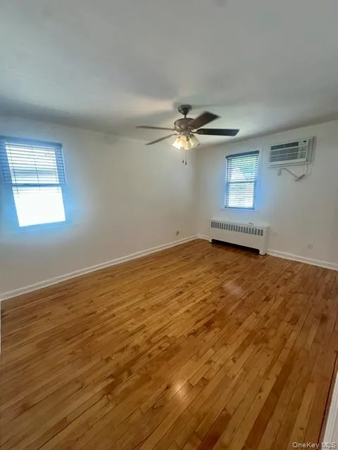 538 Park Avenue, Long Beach, NY, 2 Bedrooms Bedrooms, 5 Rooms Rooms,1 BathroomBathrooms,Residential Lease,For Rent,Park,0,1013833 538 Park Avenue, Long Beach, NY, 2 Bedrooms Bedrooms, 5 Rooms Rooms,1 BathroomBathrooms,Residential Lease,For Rent,Park,0,1013833