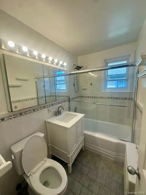538 Park Avenue, Long Beach, NY, 2 Bedrooms Bedrooms, 5 Rooms Rooms,1 BathroomBathrooms,Residential Lease,For Rent,Park,0,1013833 538 Park Avenue, Long Beach, NY, 2 Bedrooms Bedrooms, 5 Rooms Rooms,1 BathroomBathrooms,Residential Lease,For Rent,Park,0,1013833