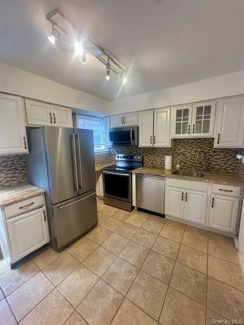 538 Park Avenue, Long Beach, NY, 2 Bedrooms Bedrooms, 5 Rooms Rooms,1 BathroomBathrooms,Residential Lease,For Rent,Park,0,1013833 538 Park Avenue, Long Beach, NY, 2 Bedrooms Bedrooms, 5 Rooms Rooms,1 BathroomBathrooms,Residential Lease,For Rent,Park,0,1013833