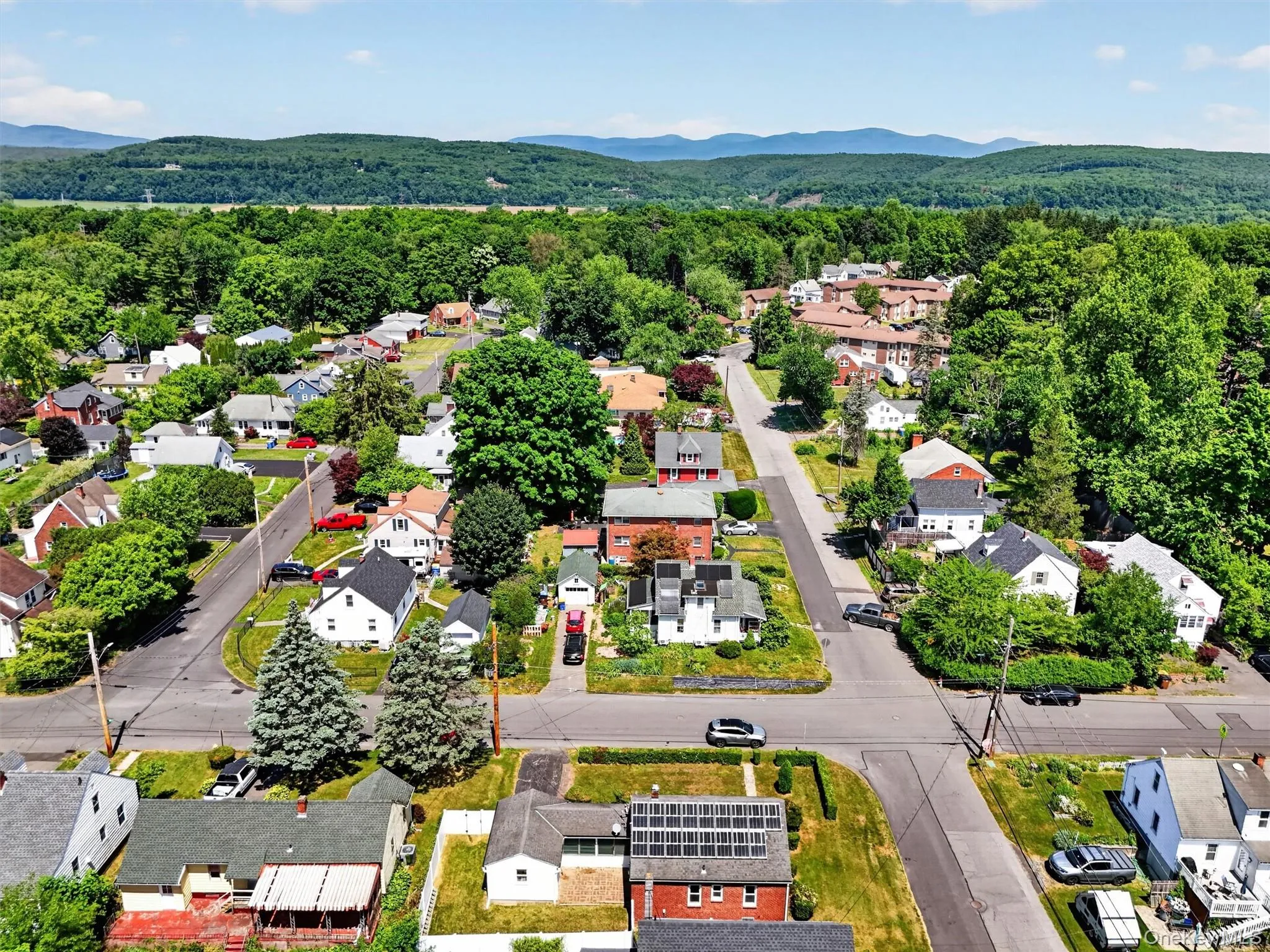 32 Merilina Avenue, Kingston, NY, 2 Bedrooms Bedrooms, 4 Rooms Rooms,1 BathroomBathrooms,Residential,For Rent,Merilina,0,1013834 32 Merilina Avenue, Kingston, NY, 2 Bedrooms Bedrooms, 4 Rooms Rooms,1 BathroomBathrooms,Residential,For Rent,Merilina,0,1013834