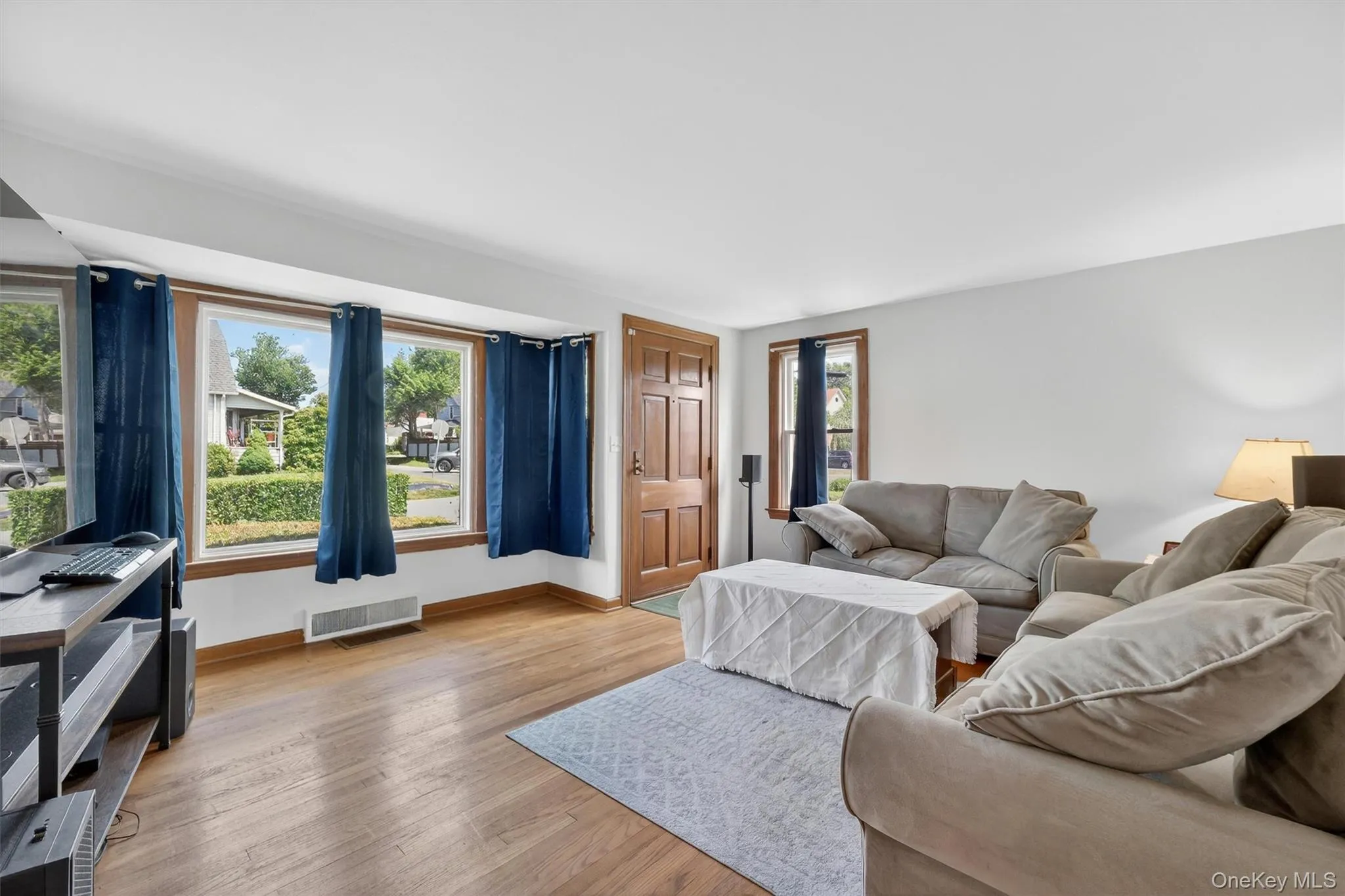 32 Merilina Avenue, Kingston, NY, 2 Bedrooms Bedrooms, 4 Rooms Rooms,1 BathroomBathrooms,Residential,For Rent,Merilina,0,1013834 32 Merilina Avenue, Kingston, NY, 2 Bedrooms Bedrooms, 4 Rooms Rooms,1 BathroomBathrooms,Residential,For Rent,Merilina,0,1013834
