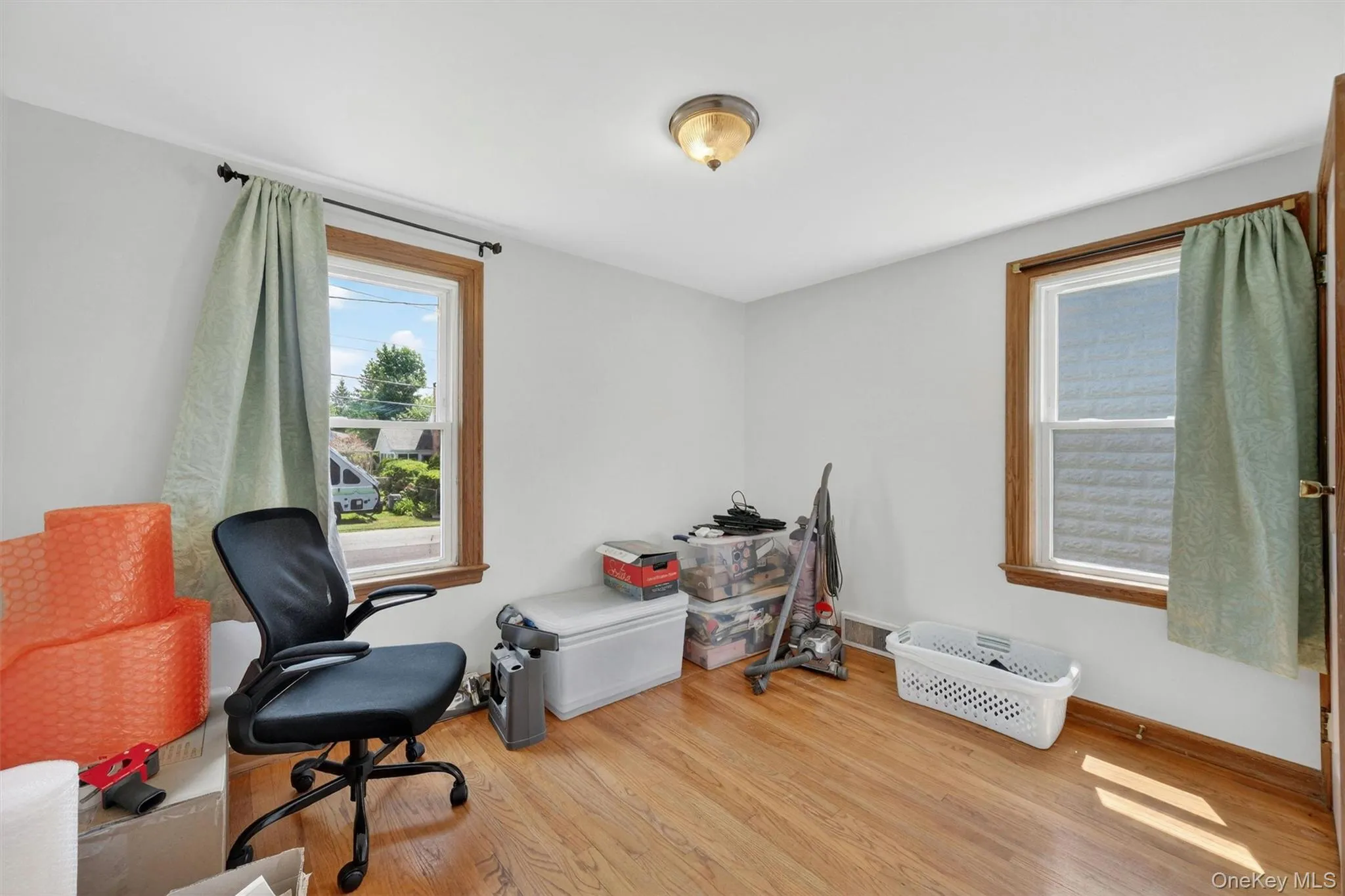 32 Merilina Avenue, Kingston, NY, 2 Bedrooms Bedrooms, 4 Rooms Rooms,1 BathroomBathrooms,Residential,For Rent,Merilina,0,1013834 32 Merilina Avenue, Kingston, NY, 2 Bedrooms Bedrooms, 4 Rooms Rooms,1 BathroomBathrooms,Residential,For Rent,Merilina,0,1013834