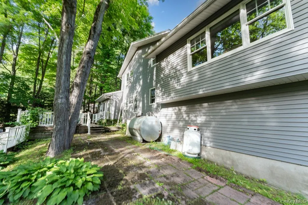 14 Englewood Terrace, Carmel, NY, 4 Bedrooms Bedrooms, 9 Rooms Rooms,2 BathroomsBathrooms,Residential,For Rent,Englewood,0,1013835 14 Englewood Terrace, Carmel, NY, 4 Bedrooms Bedrooms, 9 Rooms Rooms,2 BathroomsBathrooms,Residential,For Rent,Englewood,0,1013835