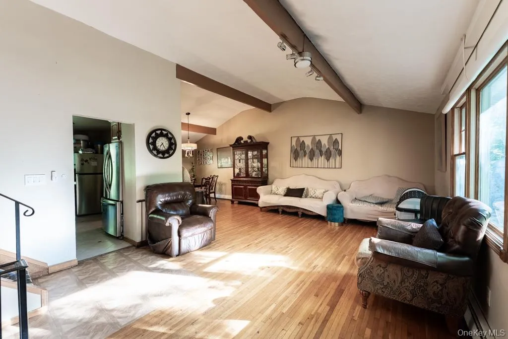 14 Englewood Terrace, Carmel, NY, 4 Bedrooms Bedrooms, 9 Rooms Rooms,2 BathroomsBathrooms,Residential,For Rent,Englewood,0,1013835 14 Englewood Terrace, Carmel, NY, 4 Bedrooms Bedrooms, 9 Rooms Rooms,2 BathroomsBathrooms,Residential,For Rent,Englewood,0,1013835