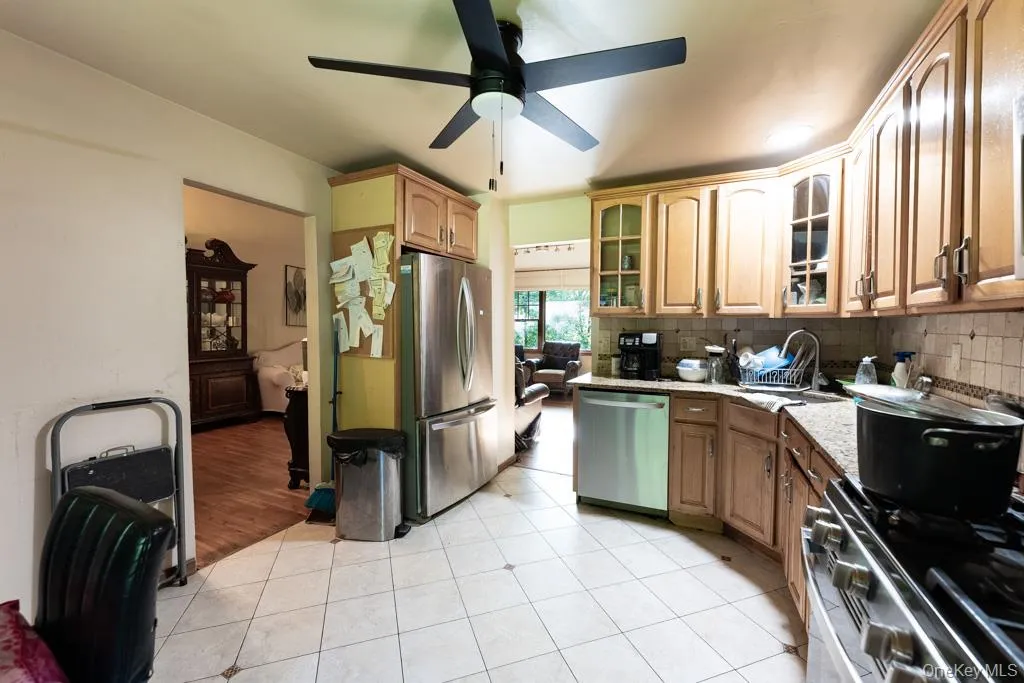 14 Englewood Terrace, Carmel, NY, 4 Bedrooms Bedrooms, 9 Rooms Rooms,2 BathroomsBathrooms,Residential,For Rent,Englewood,0,1013835 14 Englewood Terrace, Carmel, NY, 4 Bedrooms Bedrooms, 9 Rooms Rooms,2 BathroomsBathrooms,Residential,For Rent,Englewood,0,1013835
