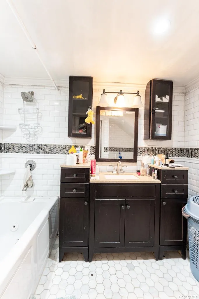 14 Englewood Terrace, Carmel, NY, 4 Bedrooms Bedrooms, 9 Rooms Rooms,2 BathroomsBathrooms,Residential,For Rent,Englewood,0,1013835 14 Englewood Terrace, Carmel, NY, 4 Bedrooms Bedrooms, 9 Rooms Rooms,2 BathroomsBathrooms,Residential,For Rent,Englewood,0,1013835