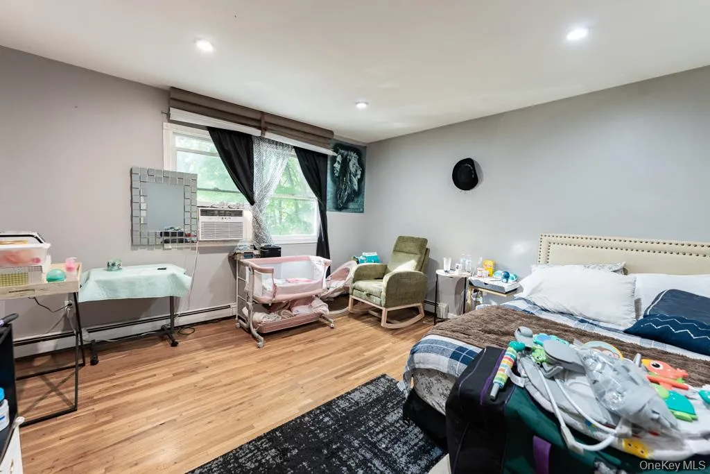 14 Englewood Terrace, Carmel, NY, 4 Bedrooms Bedrooms, 9 Rooms Rooms,2 BathroomsBathrooms,Residential,For Rent,Englewood,0,1013835 14 Englewood Terrace, Carmel, NY, 4 Bedrooms Bedrooms, 9 Rooms Rooms,2 BathroomsBathrooms,Residential,For Rent,Englewood,0,1013835