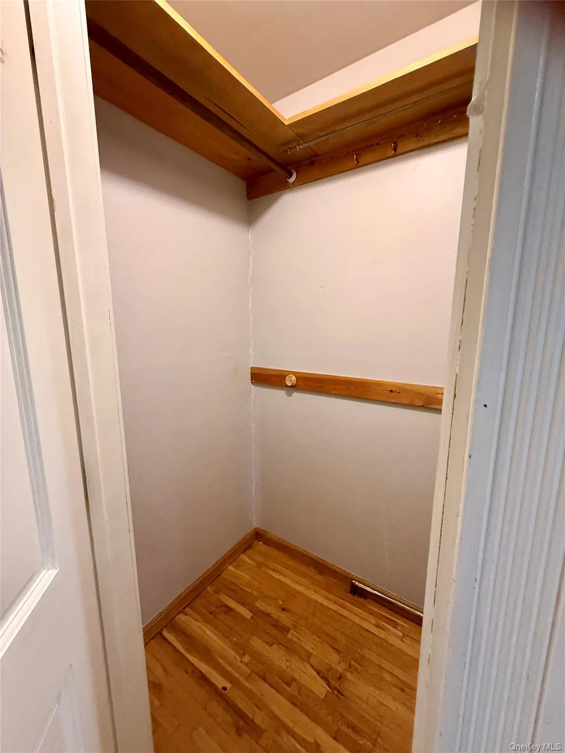 14 Englewood Terrace, Carmel, NY, 4 Bedrooms Bedrooms, 9 Rooms Rooms,2 BathroomsBathrooms,Residential,For Rent,Englewood,0,1013835 14 Englewood Terrace, Carmel, NY, 4 Bedrooms Bedrooms, 9 Rooms Rooms,2 BathroomsBathrooms,Residential,For Rent,Englewood,0,1013835