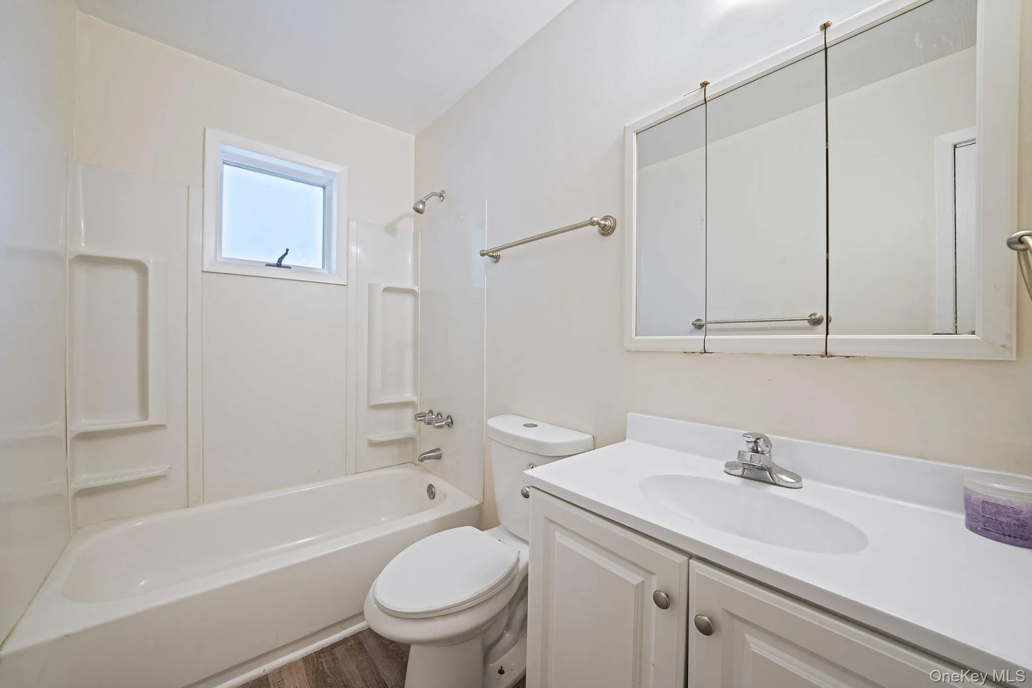 66 Norfleet Lane, Brookhaven, NY, 3 Bedrooms Bedrooms, 6 Rooms Rooms,1 BathroomBathrooms,Residential,For Rent,Norfleet,0,1013836 66 Norfleet Lane, Brookhaven, NY, 3 Bedrooms Bedrooms, 6 Rooms Rooms,1 BathroomBathrooms,Residential,For Rent,Norfleet,0,1013836