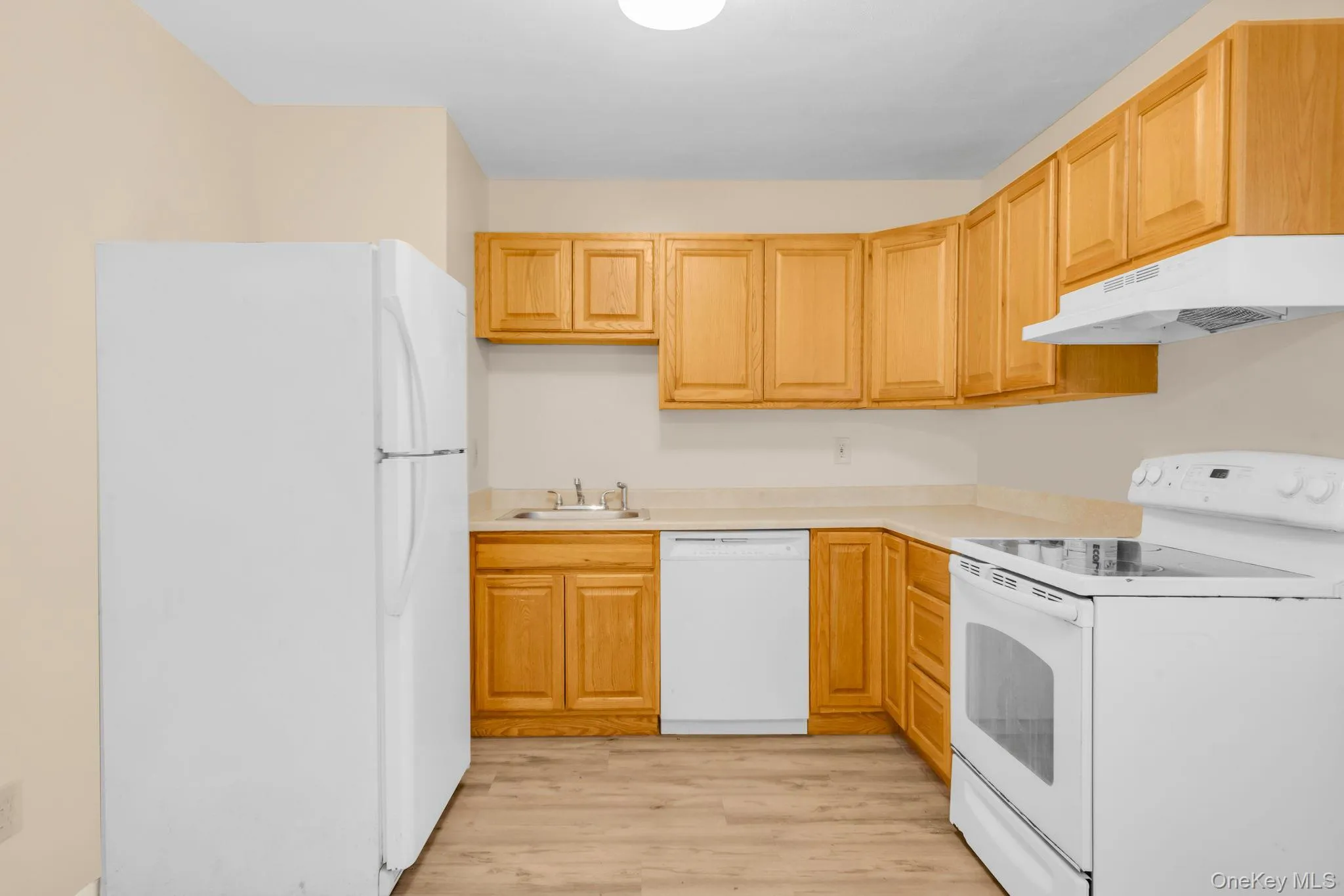 66 Norfleet Lane, Brookhaven, NY, 3 Bedrooms Bedrooms, 6 Rooms Rooms,1 BathroomBathrooms,Residential,For Rent,Norfleet,0,1013836 66 Norfleet Lane, Brookhaven, NY, 3 Bedrooms Bedrooms, 6 Rooms Rooms,1 BathroomBathrooms,Residential,For Rent,Norfleet,0,1013836