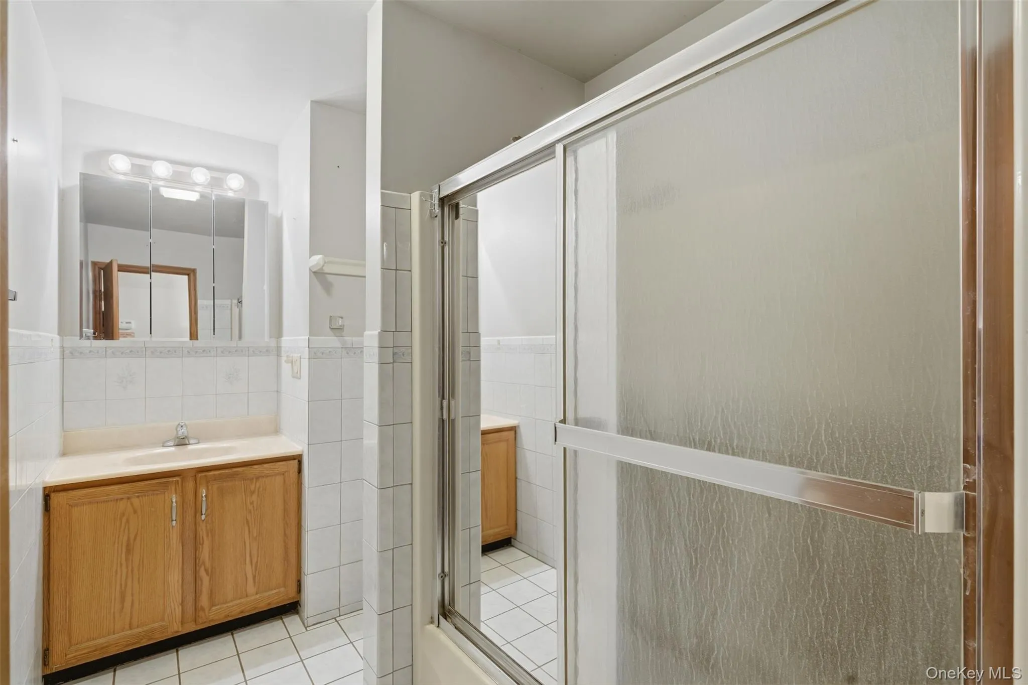 122 River Road, Shawangunk, NY, 3 Bedrooms Bedrooms, 6 Rooms Rooms,2 BathroomsBathrooms,Residential,For Rent,River,0,KEY1013837 122 River Road, Shawangunk, NY, 3 Bedrooms Bedrooms, 6 Rooms Rooms,2 BathroomsBathrooms,Residential,For Rent,River,0,KEY1013837
