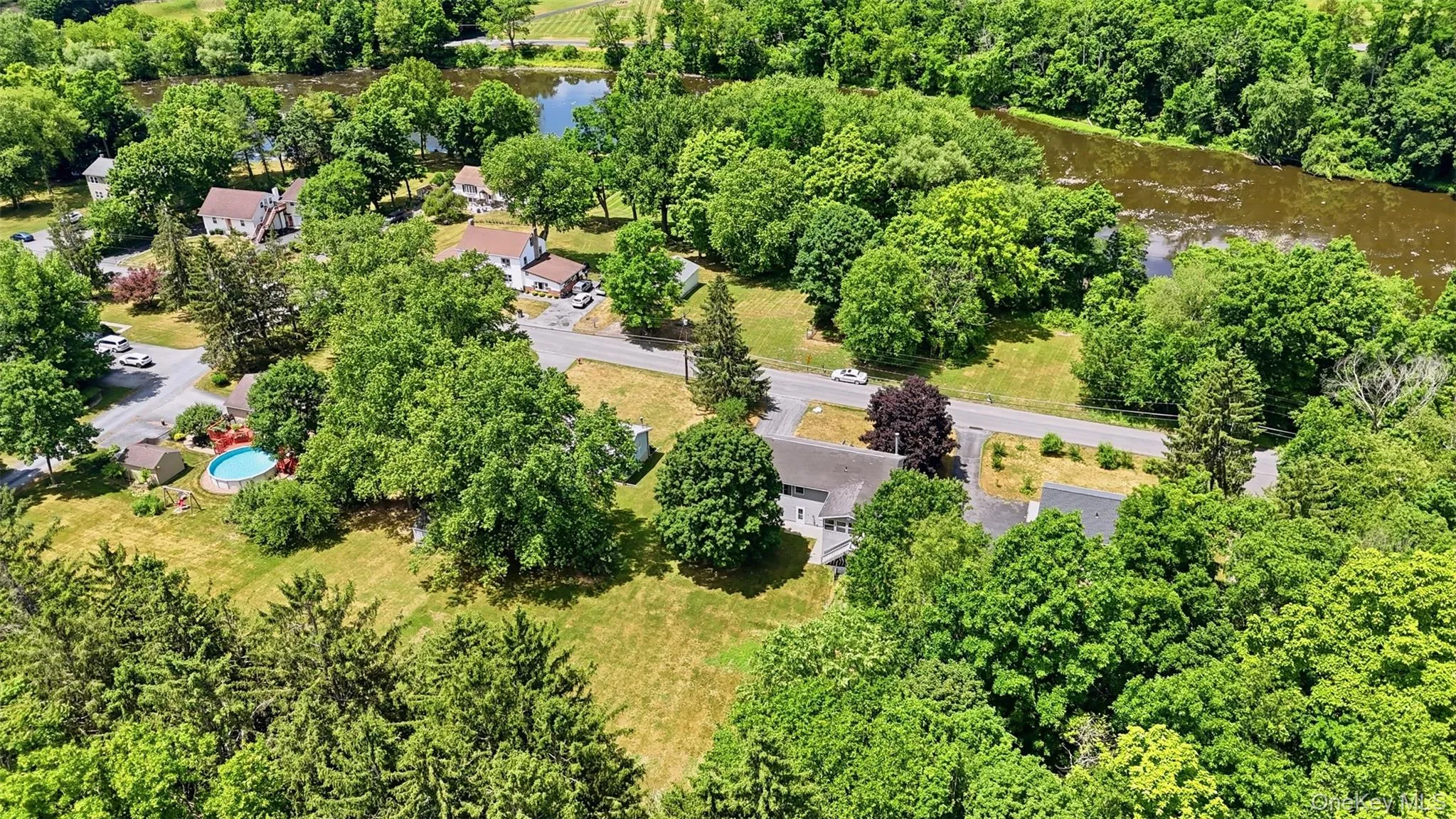 122 River Road, Shawangunk, NY, 3 Bedrooms Bedrooms, 6 Rooms Rooms,2 BathroomsBathrooms,Residential,For Rent,River,0,KEY1013837 122 River Road, Shawangunk, NY, 3 Bedrooms Bedrooms, 6 Rooms Rooms,2 BathroomsBathrooms,Residential,For Rent,River,0,KEY1013837